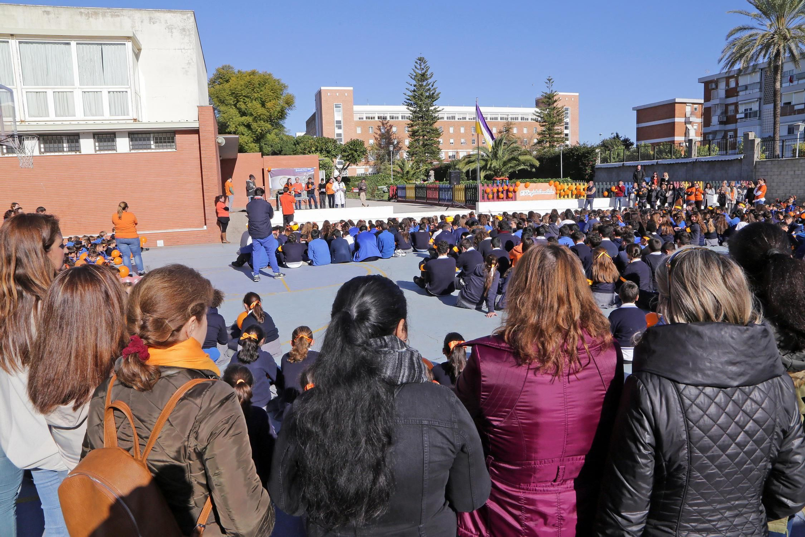 Una imagen reciente de un acto en el colegio Hijas de San José.