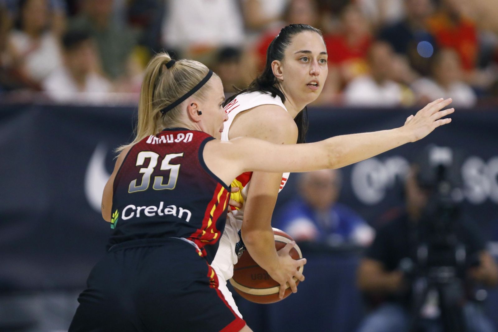 Las mejores fotos de la victoria de la selección española femenina de baloncesto ante Bélgica, en Córdoba