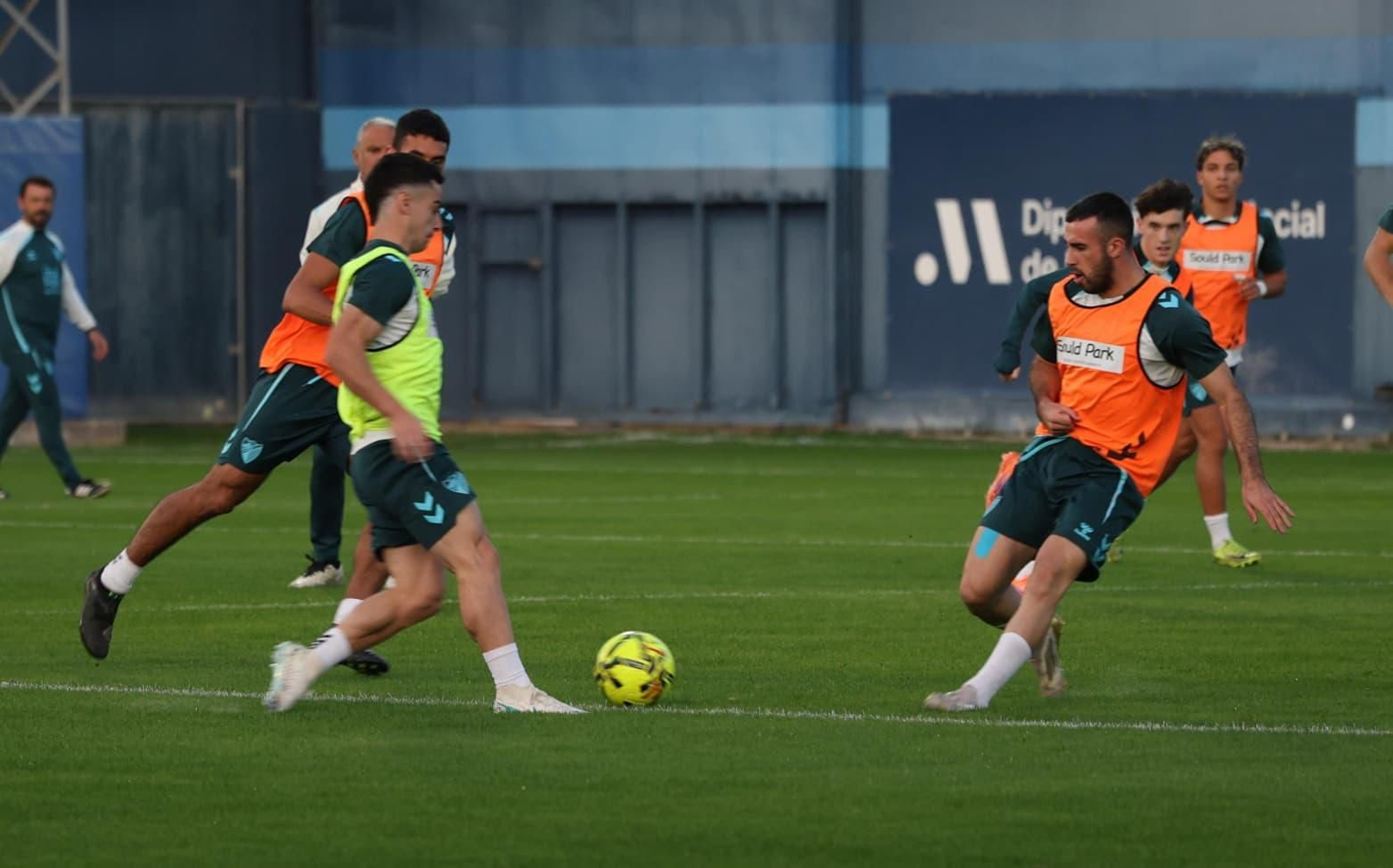 Adrián Niño y Carlos Puga apuntan al Málaga CF-Córdoba