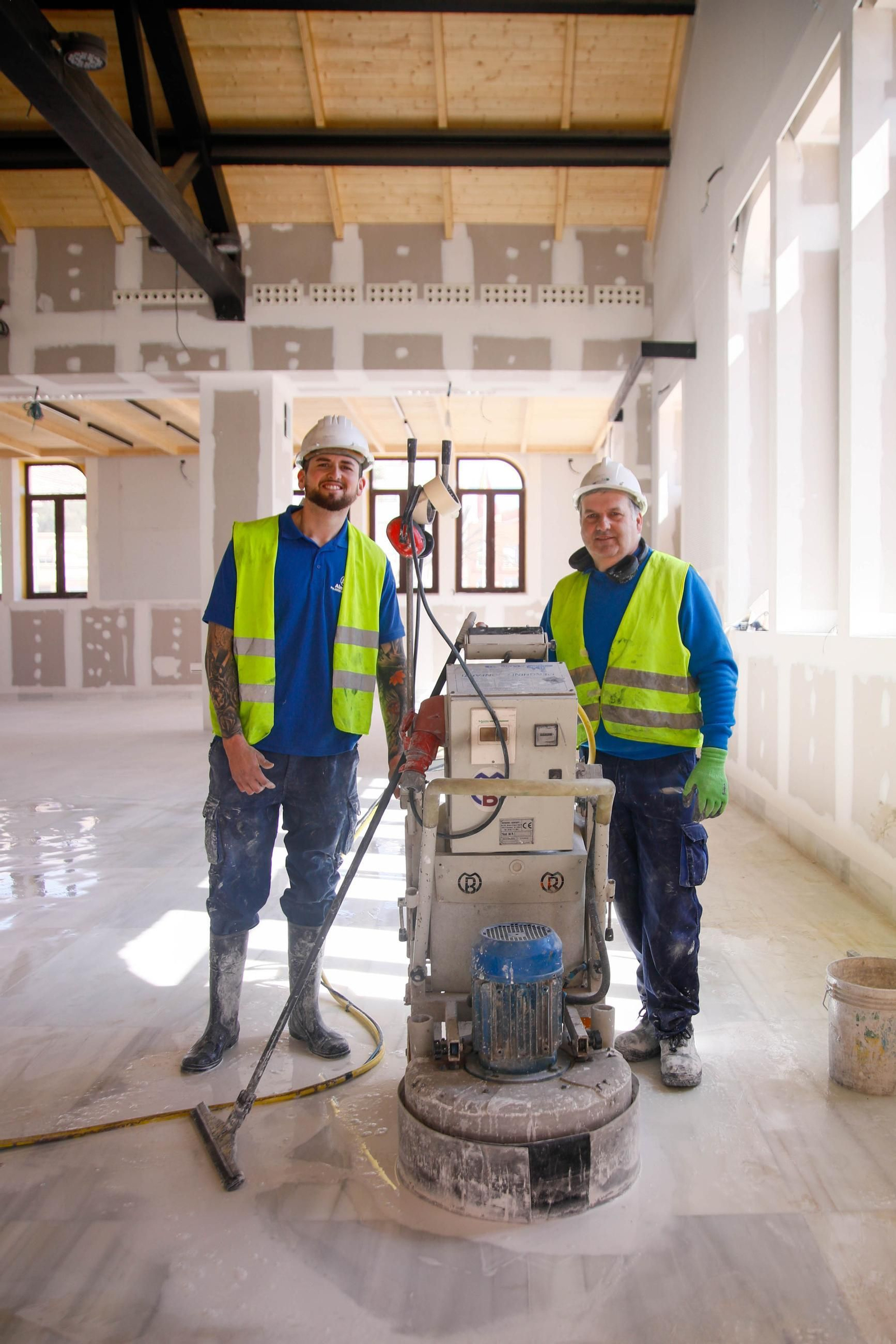 Las imágenes de la visita a la obras del Puerto de Almería