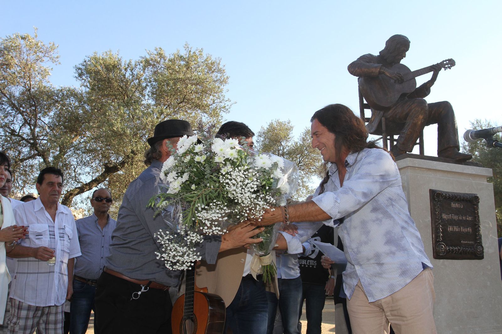 Inaguración del monumento al Niño Miguel.