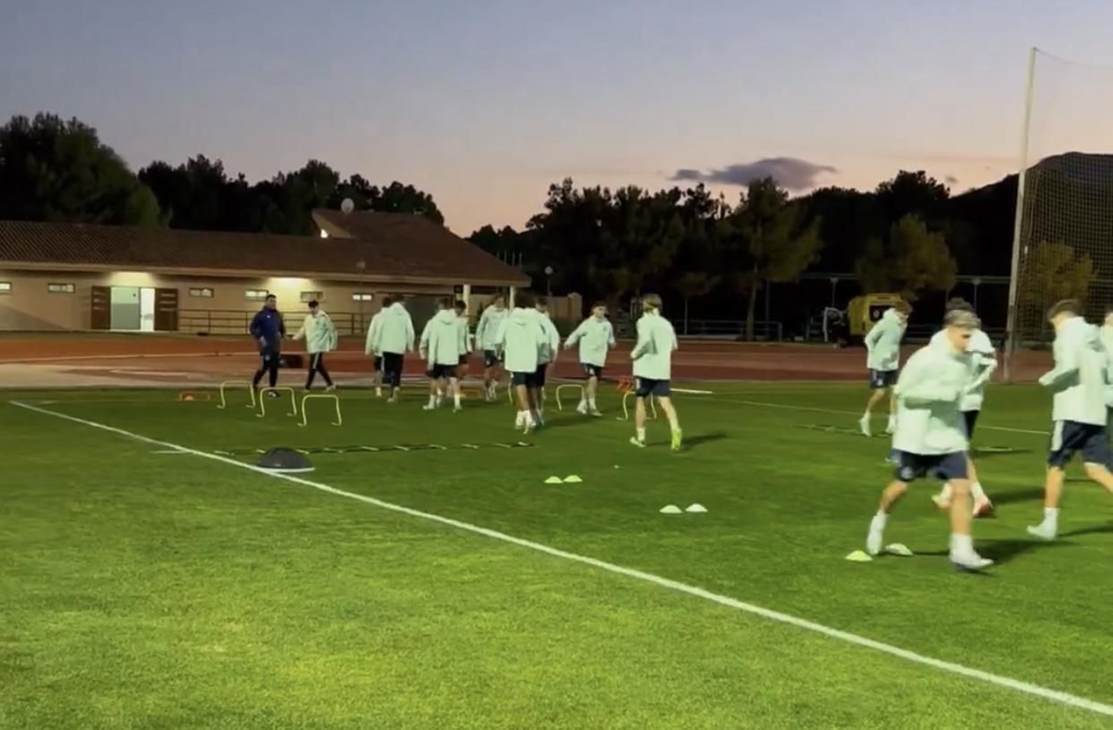 Los jugadores de España sub 19 se entrenaron en Coín.