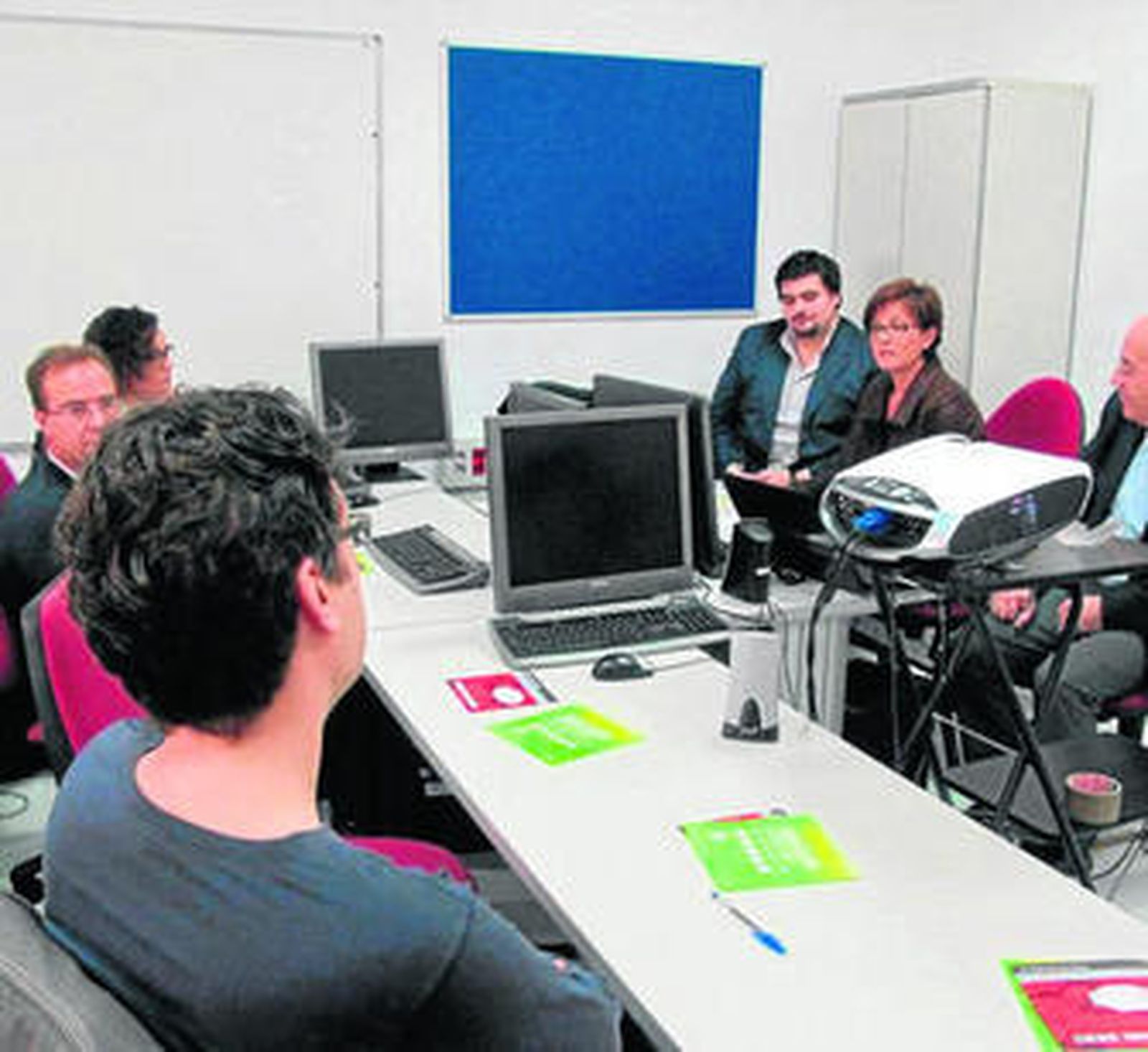 Los ciudadanos reciben una ola de ilusión con más puestos de empleo