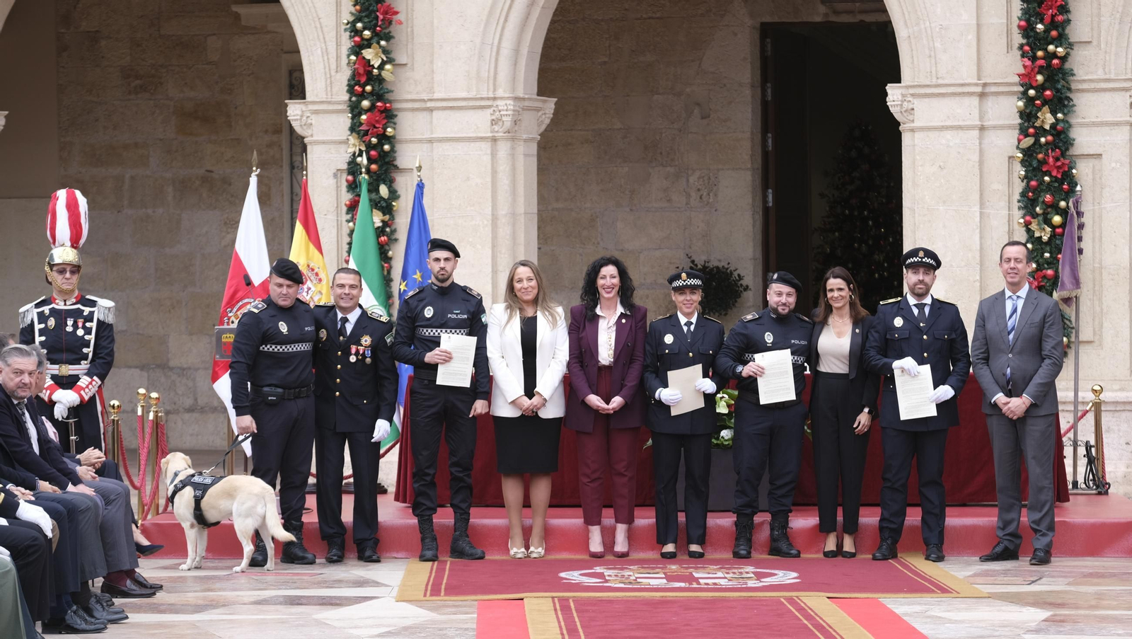 La Policía Local de Almería celebra su patrón San Esteban, en imágenes