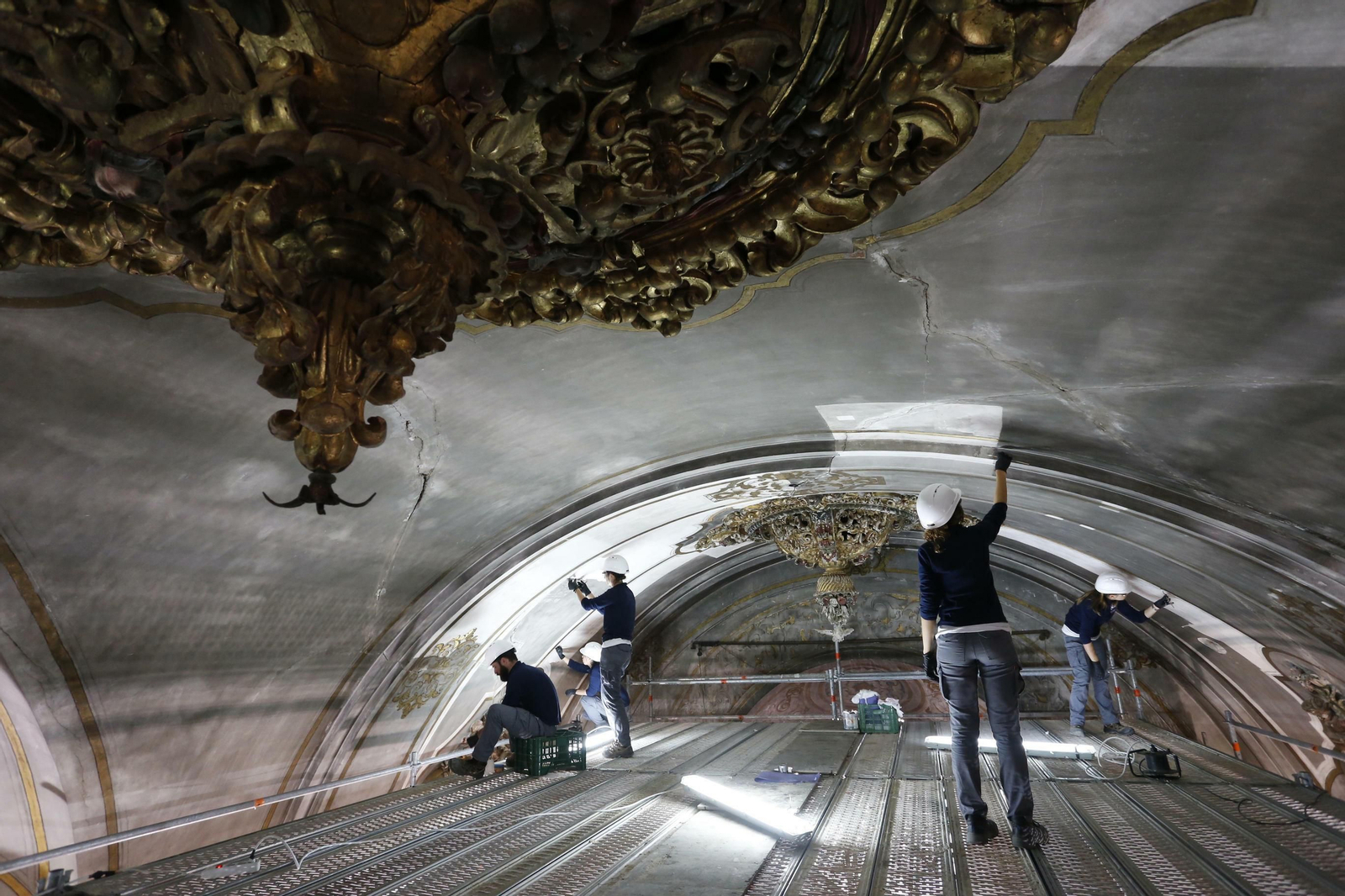 La restauración del coro alto de la parroquia de la Magdalena