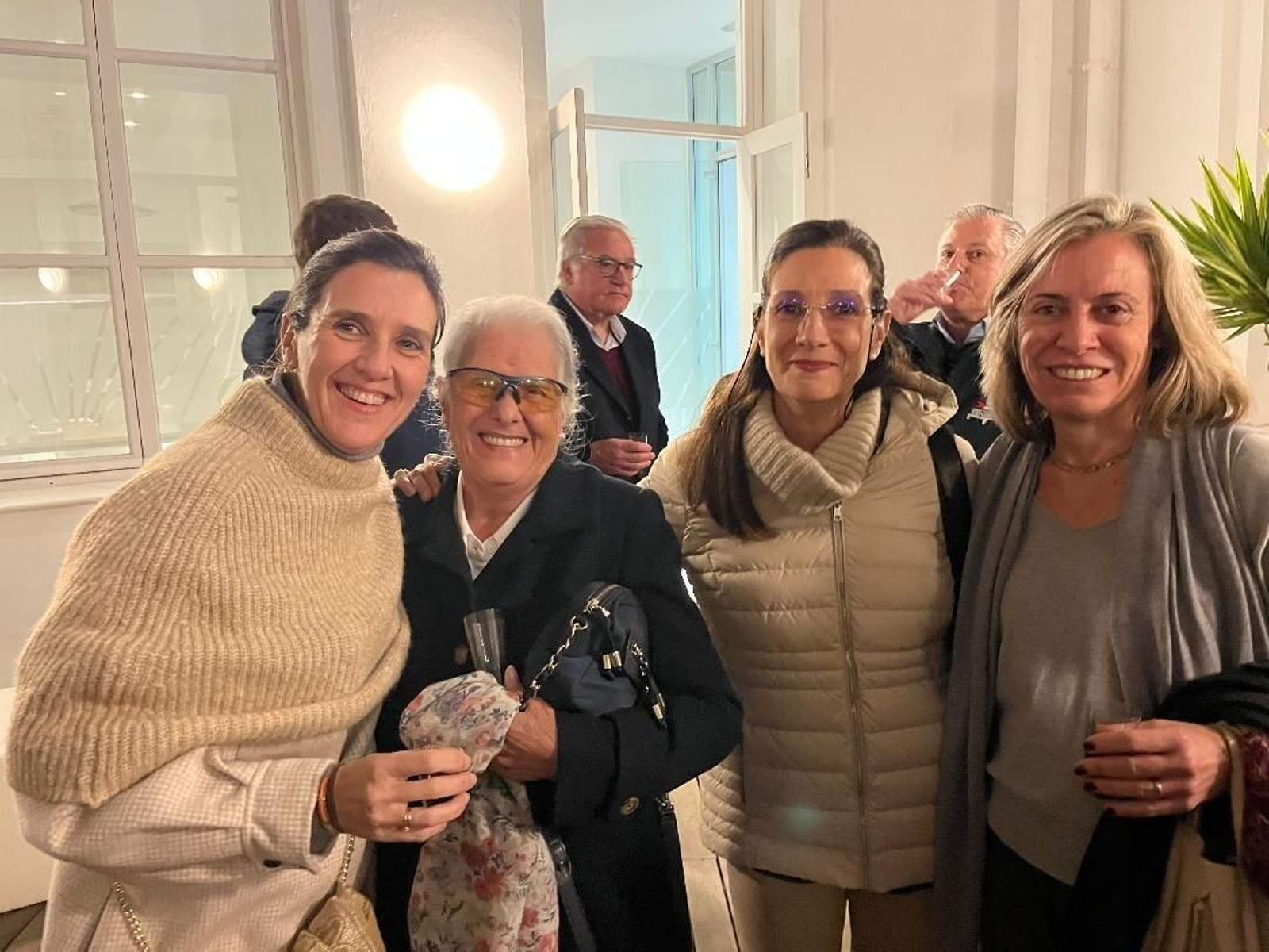 Pilar Cortés, Julia Delgado, Julia Cortés y Mara Flethes.