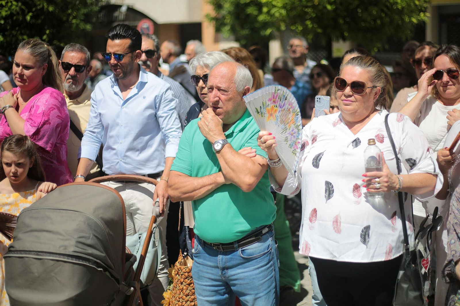 Imágenes del descubrimiento de la escultura en honor a Joseli Carrión