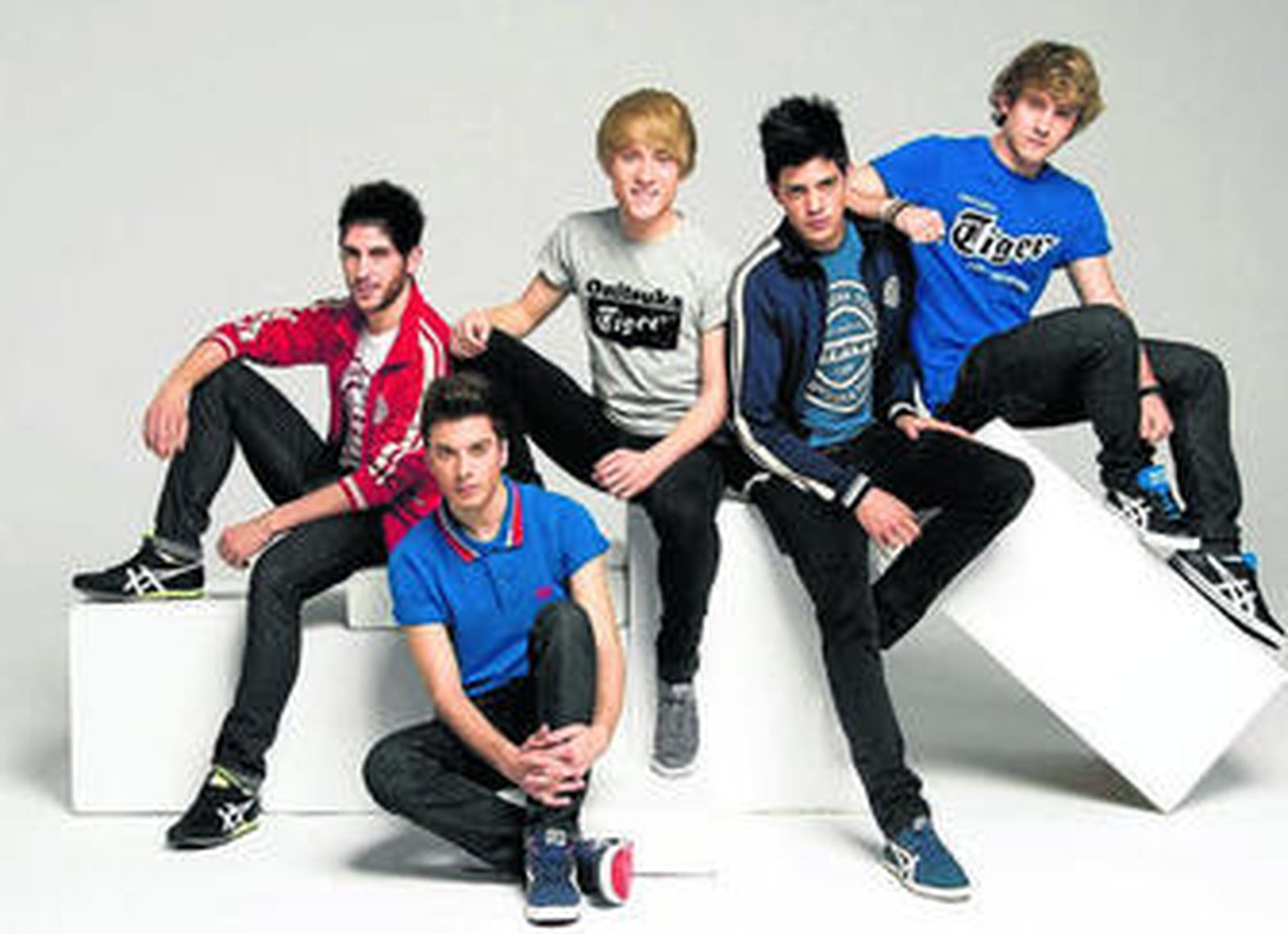 El grupo Auryn actúa este viernes en Roquetas de Mar.