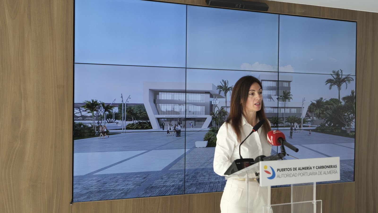 Imágenes del proyecto de eficiencia y urbanización del Puerto de Almería