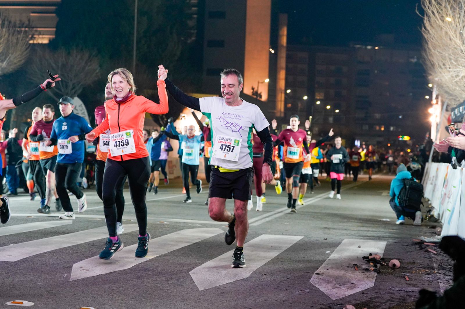 En imágenes: búscate en tu llegada a meta de la Carrera de San Antón 2026 (1)