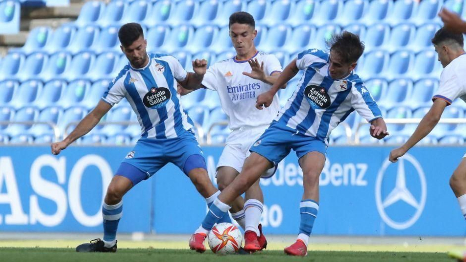 Un momento del Deportivo de La Coruña-Real Madrid Castilla