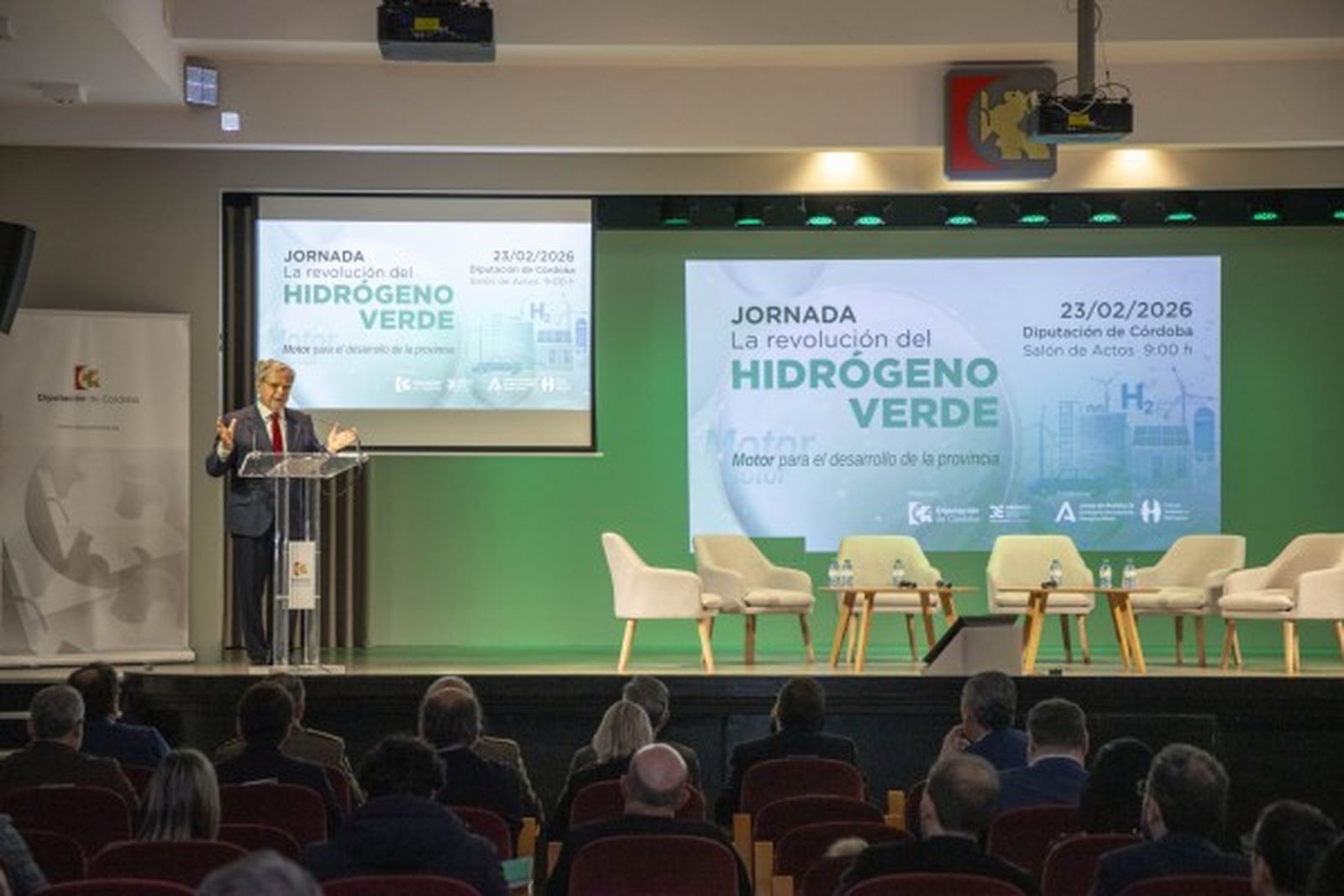Salvador Fuentes, durante la inauguración de las jornadas sobre el hidrógeno verde.