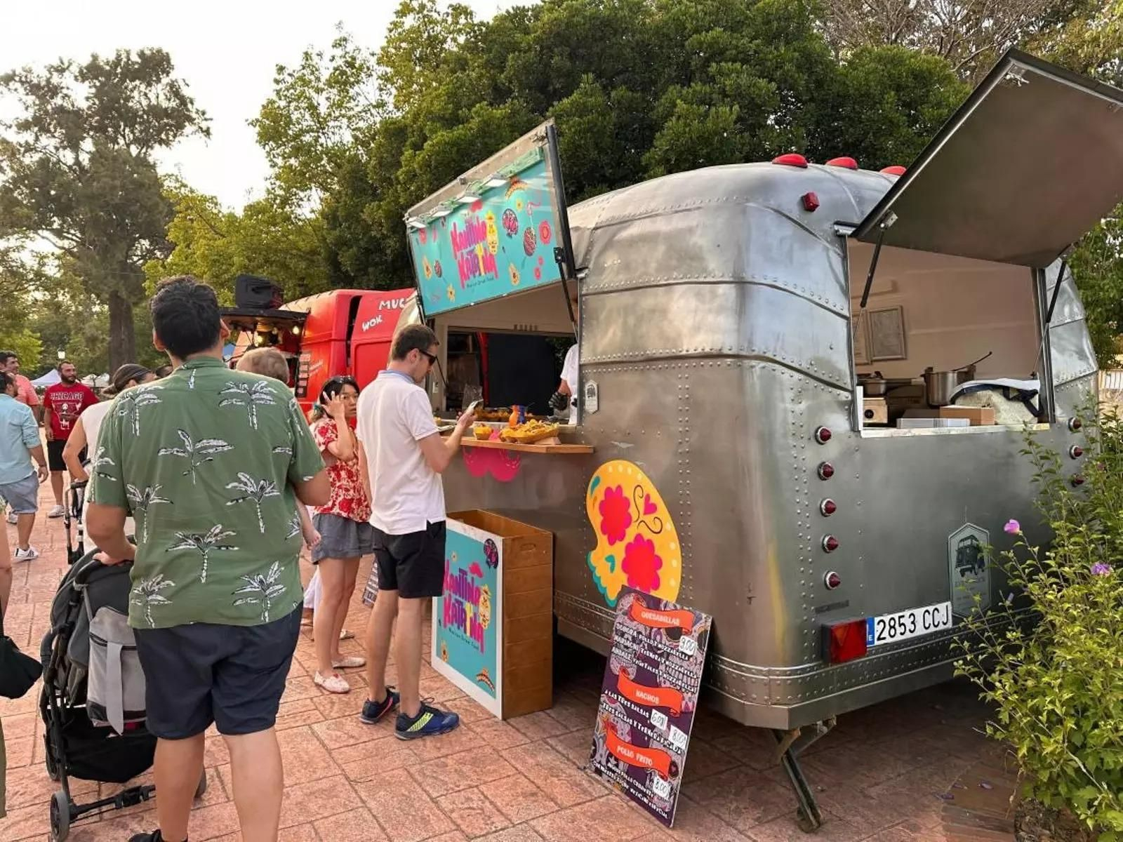 III Festival de foodtrucks en Los Barrios.