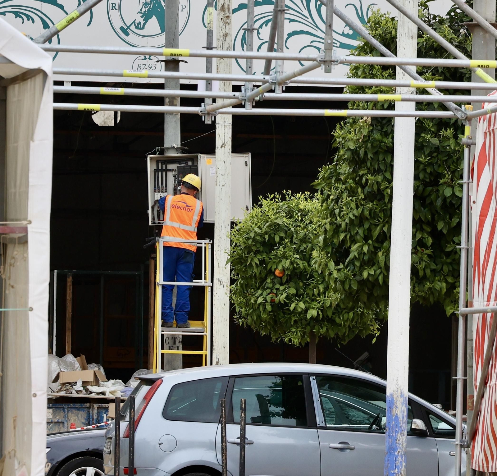 Así avanzan los trabajos del montaje de la Feria de Abril 2025