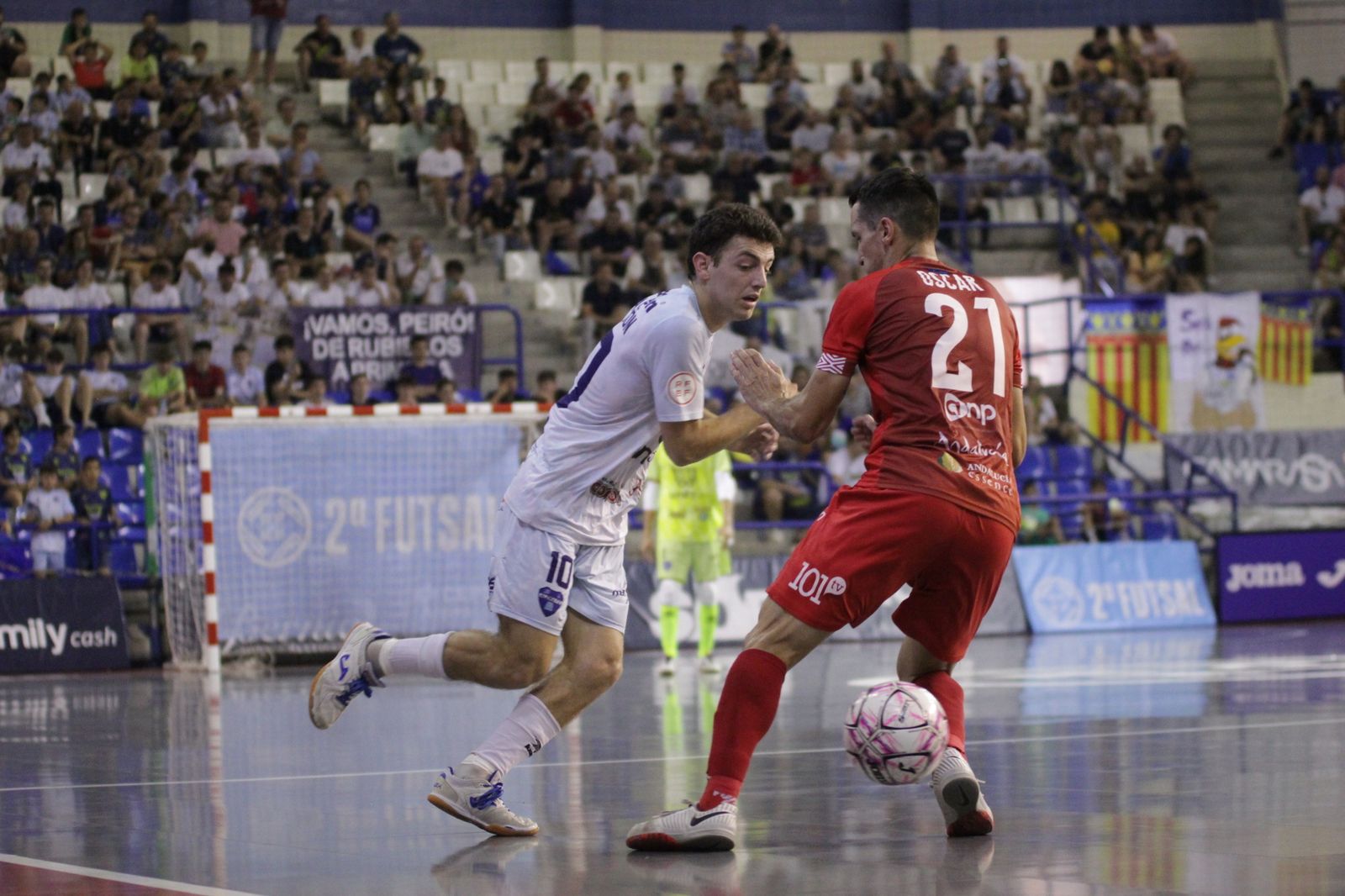 Imagen del partido entre el Alzira y el UMA Antequera de este sábado.