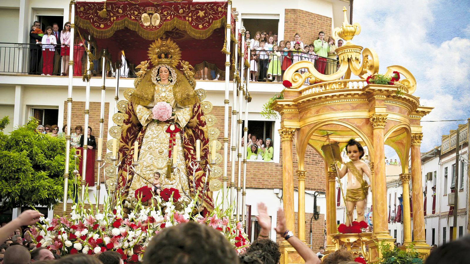 Las carreritas de Pilas. Una forma muy peculiar de acabar los días santos.