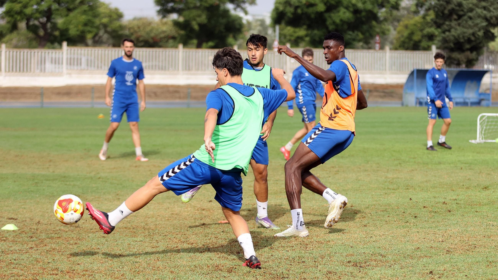 Primer entrenamiento del nuevo entrenador en el Xerez DFC