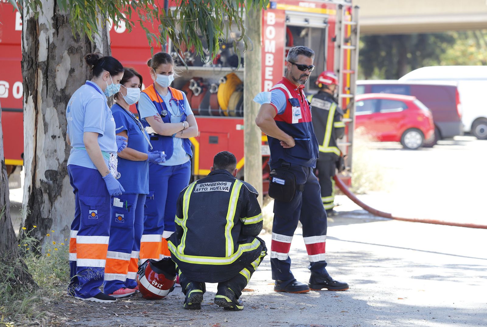 Incendio en las casas abandonadas de la calle Valverde del Camino en Huelva