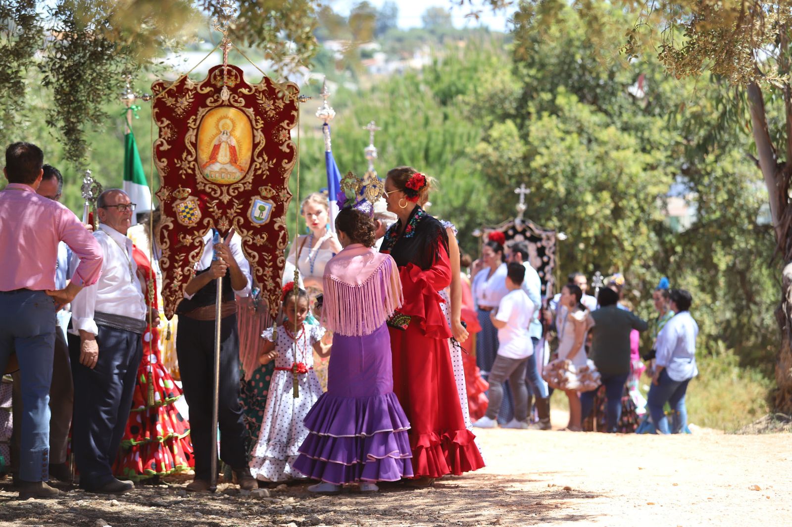 Imágenes de la presentación de las hermandades filiales ante la Virgen de Montemayor