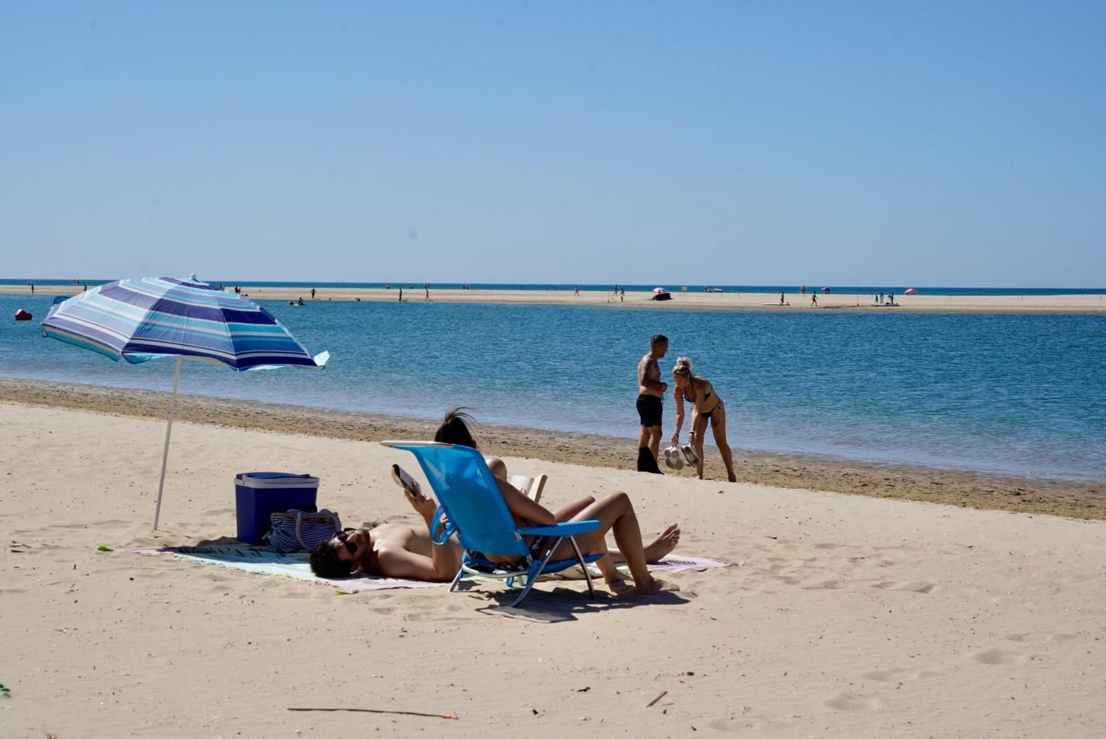 La mañana del sábado en la nueva playa de El Portil
