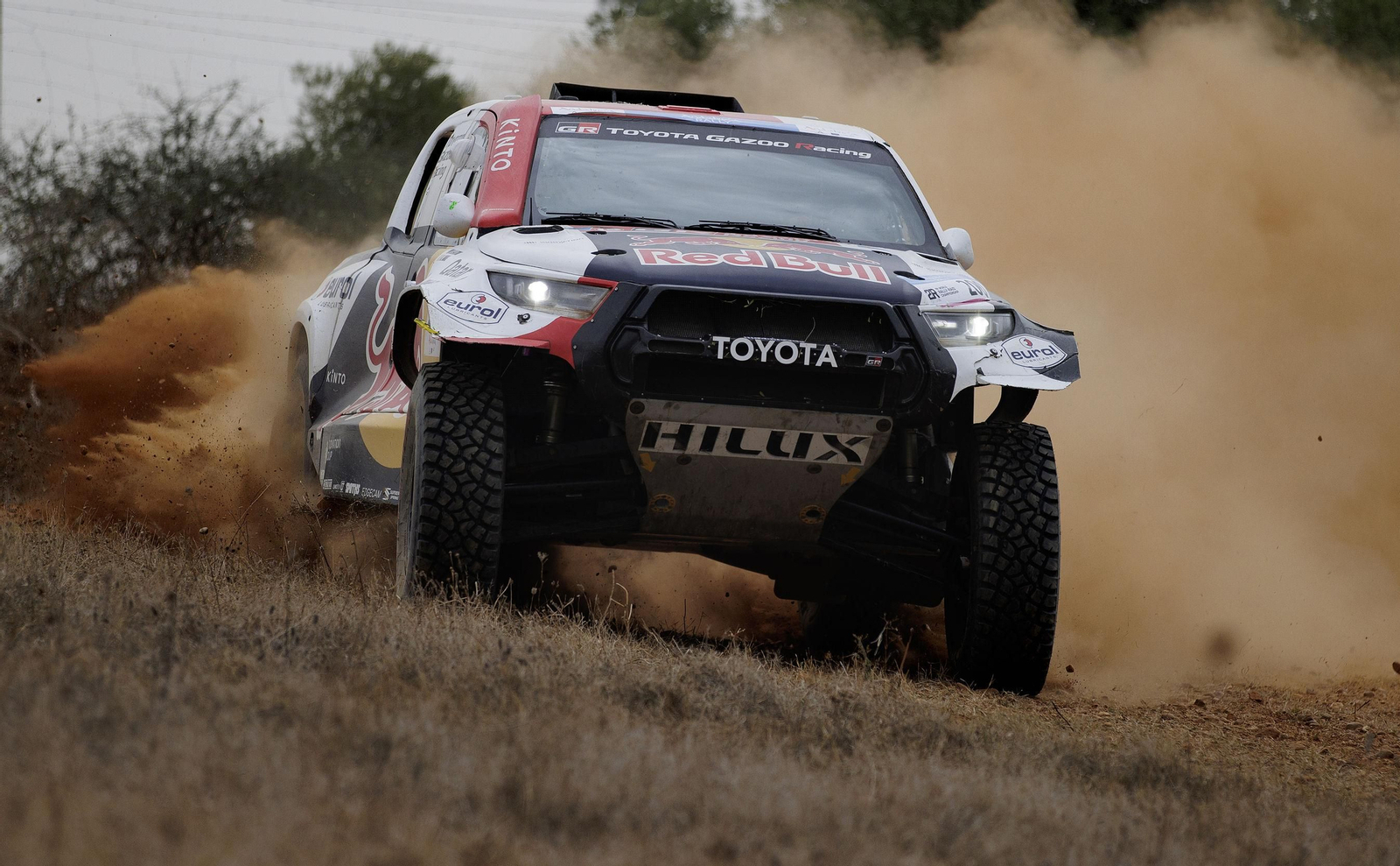 Andalucía Rally: las imágenes del 'Dakar' de Dos Hermanas | Día 1