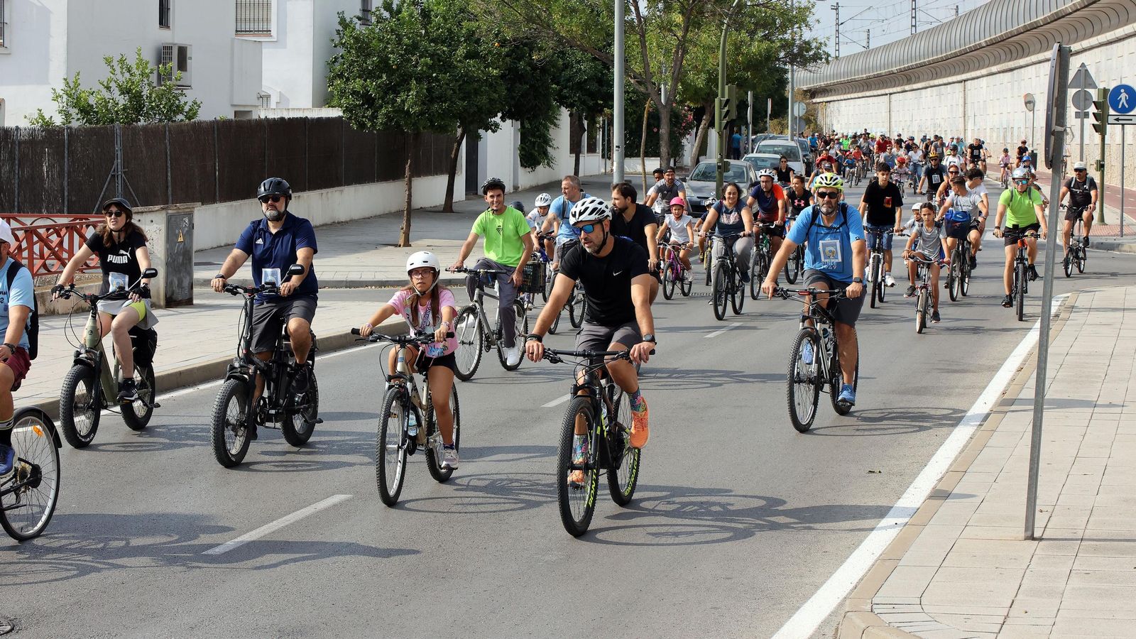 Búscate en el Día de la Bici Amistad por Jerez