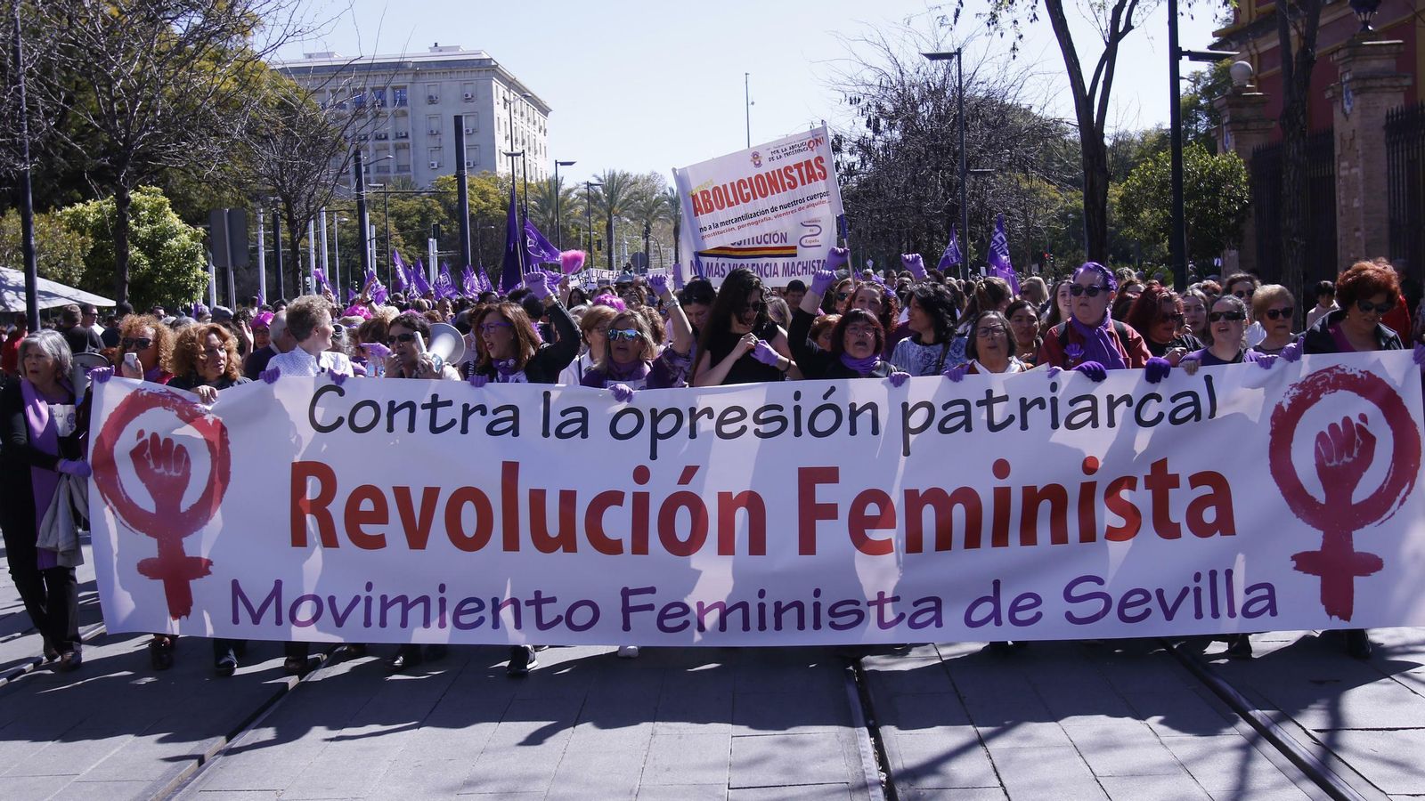 Cabecera de la protesta que partió del Prado de San Sebastián.