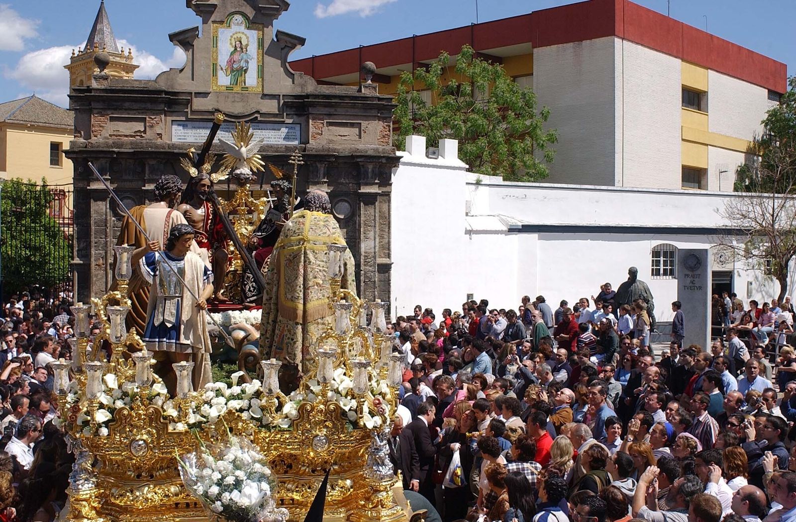 Los pasos alegóricos de la Semana Santa de Sevilla y su significado
