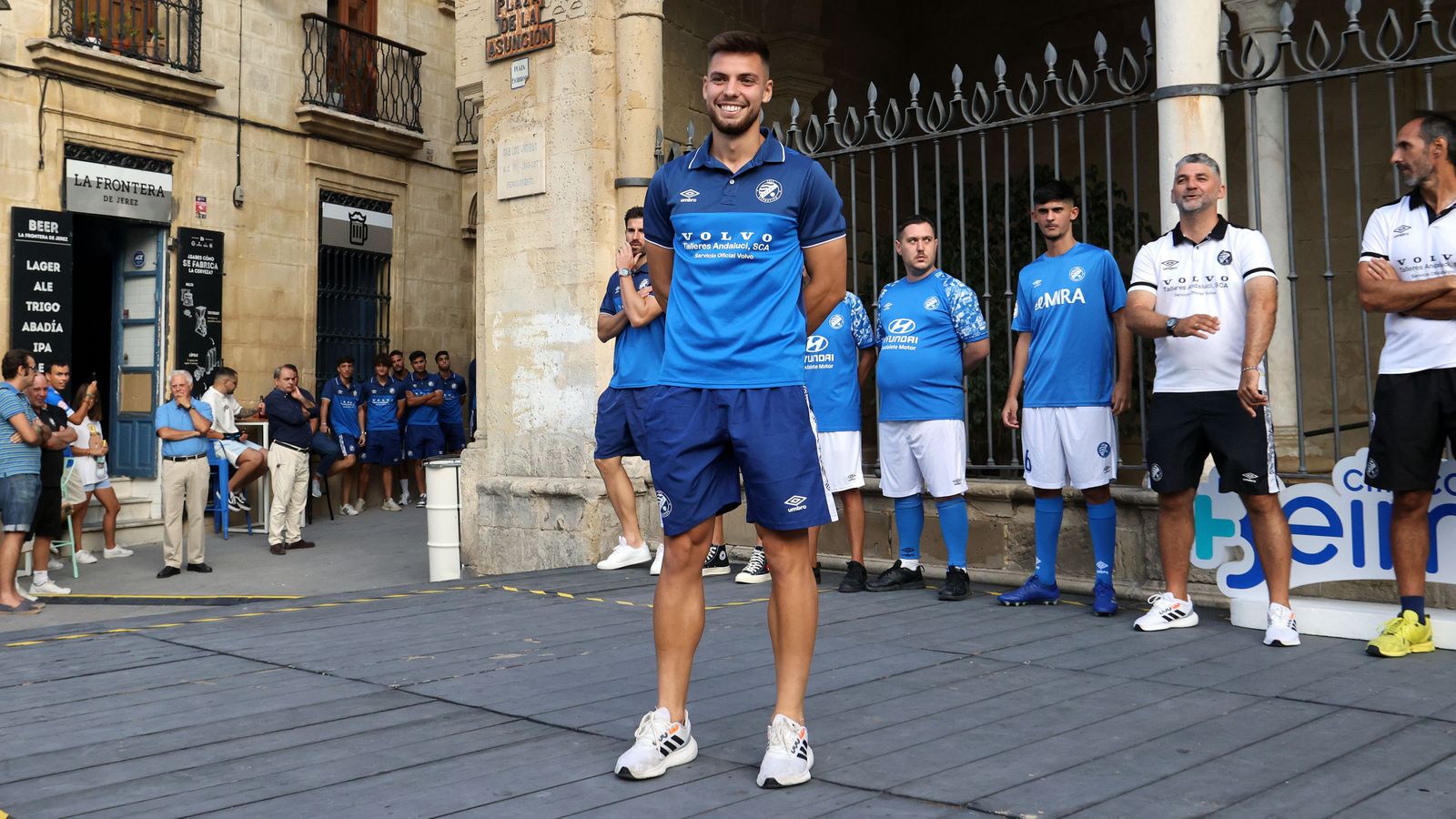 Presentación nuevas equipaciones del Xerez DFC 23-24