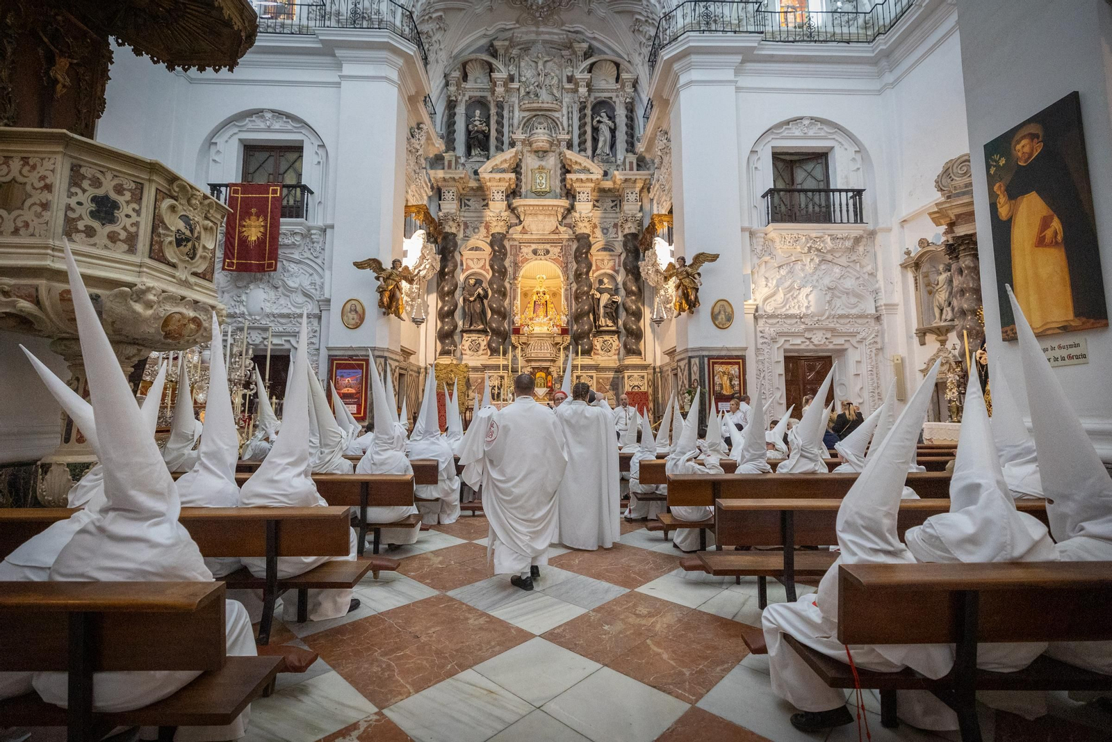 Las imágenes de la cofradía de la Sagrada Cena en la Semana Santa de Cádiz de 2024 Las imágenes de la cofradía de la Sagrada cena en la Semana Santa de Cádiz de 2024