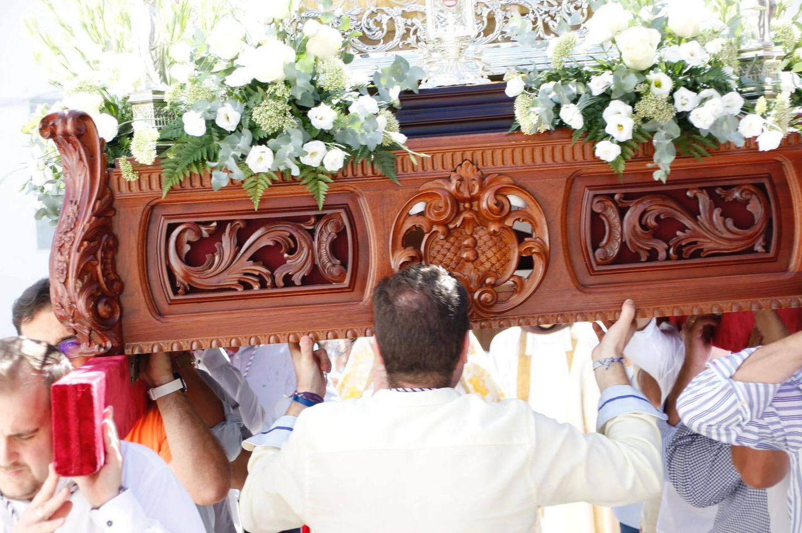 La procesión de la Virgen del Tránsito en Hinojosa del Duque, en fotografías