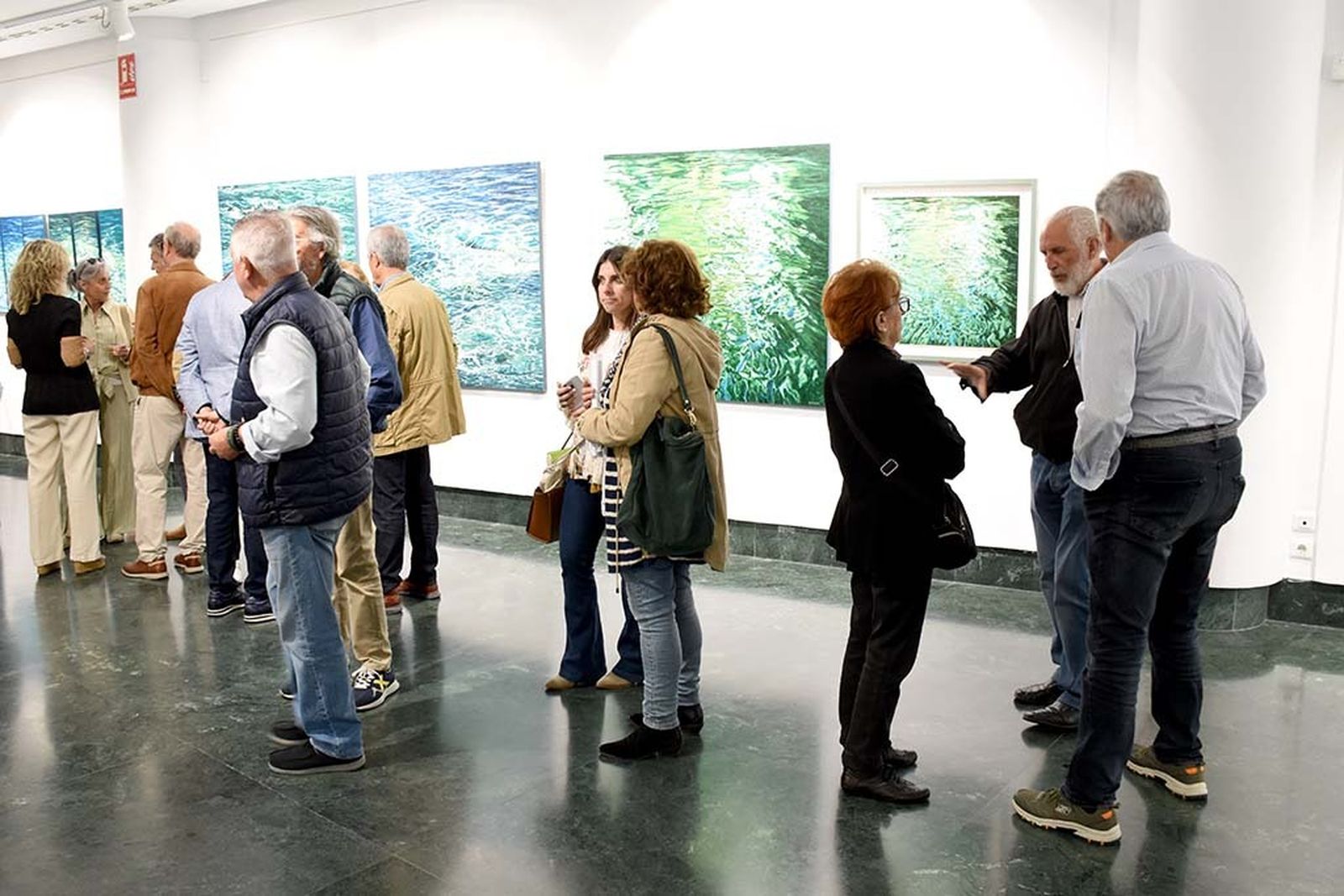 Inauguración exposición 'Naturaleza' del pintor ayamontino Juan Fernández.