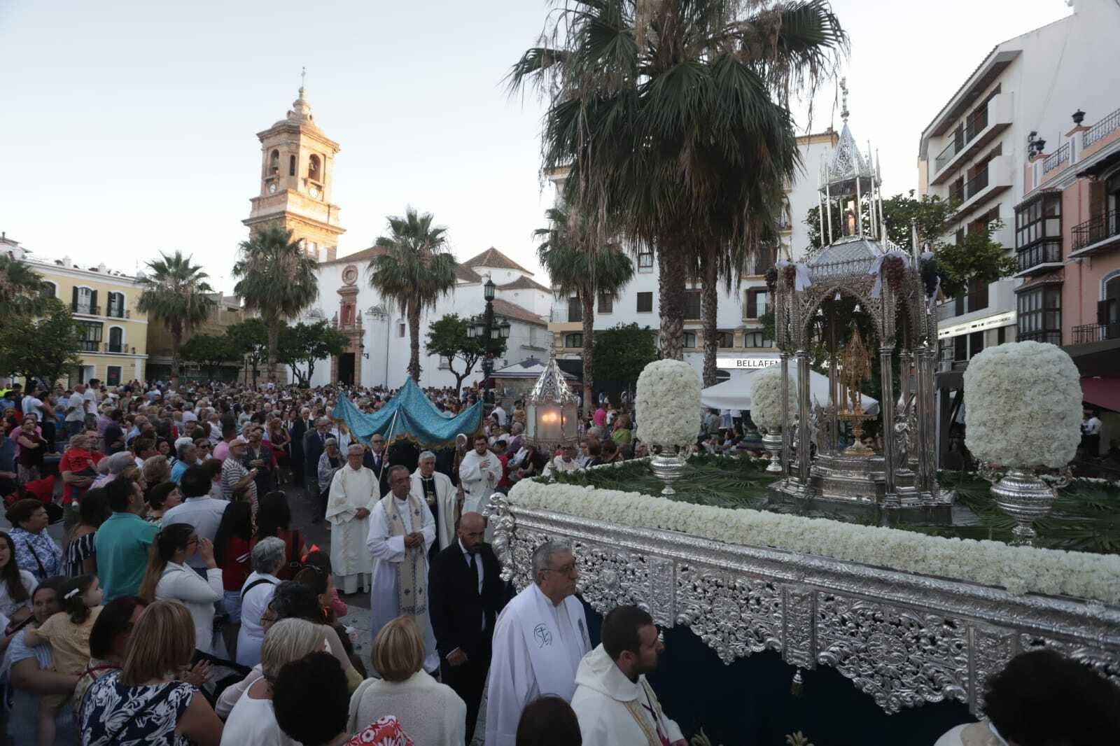 El paso con la Custodia, en la Plaza Alta de Algeciras