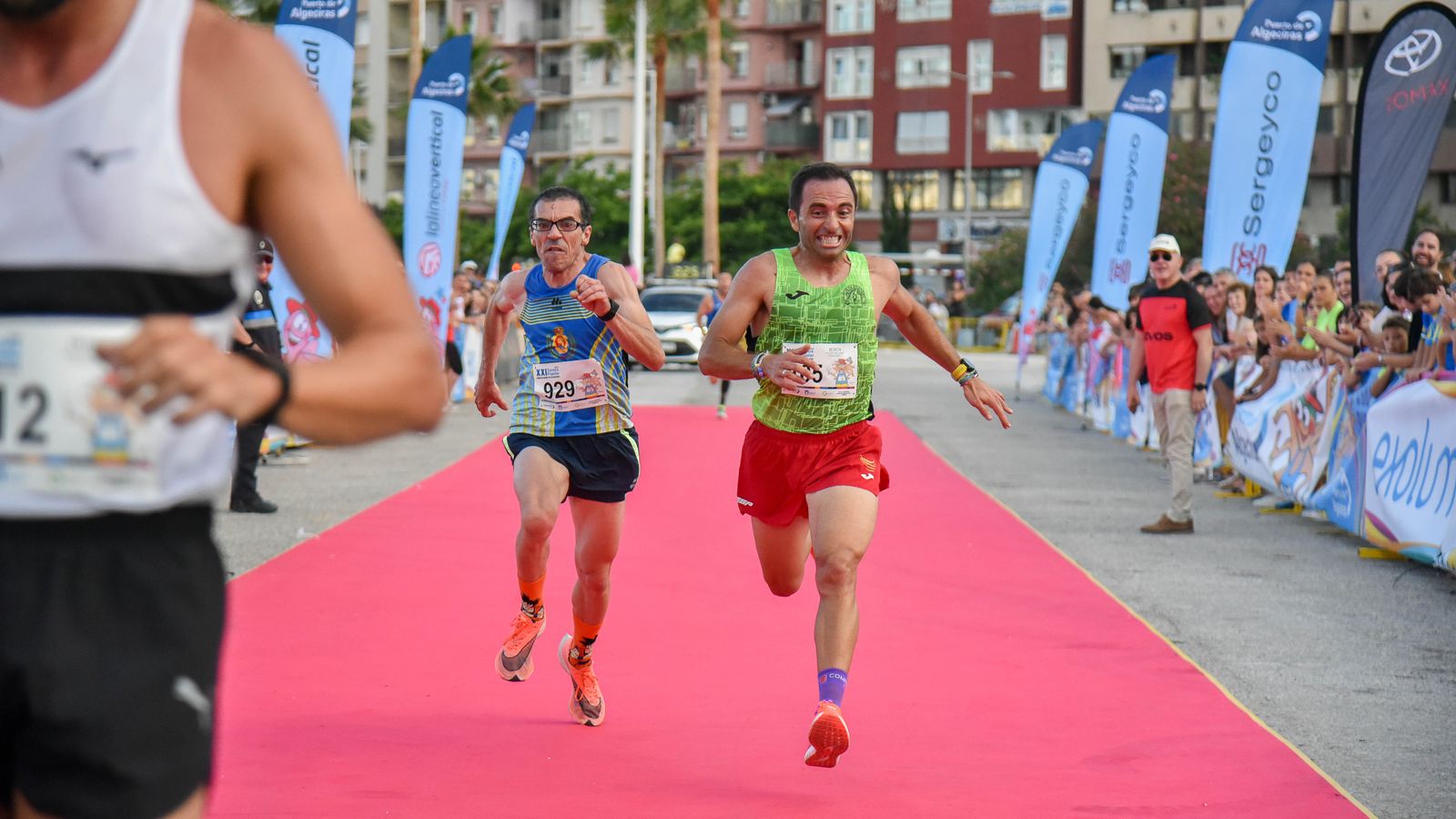 Búscate en la galeria de adultos de la XXI Carrera Popular Puerto Bahía de Algeciras