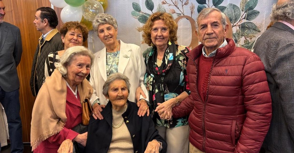 90 velas de cumpleaños para Lourdes Álvarez-Ossorio