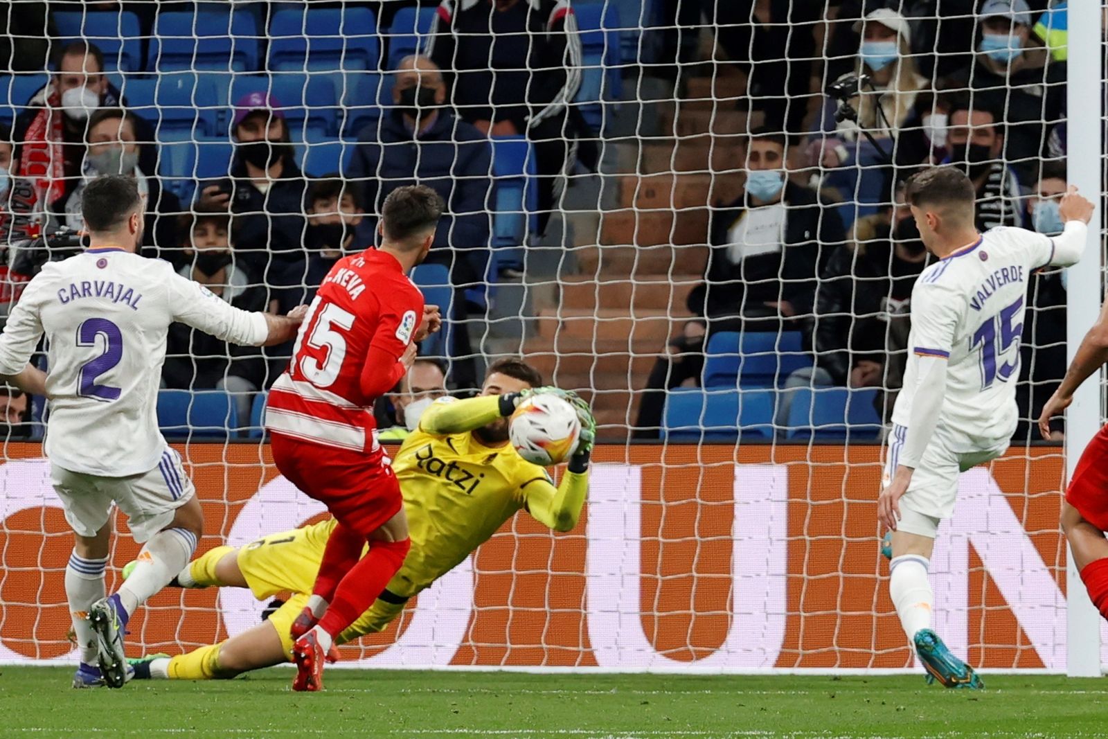 Imagen de la última visita del Granada CF al Santiago Bernabéu.