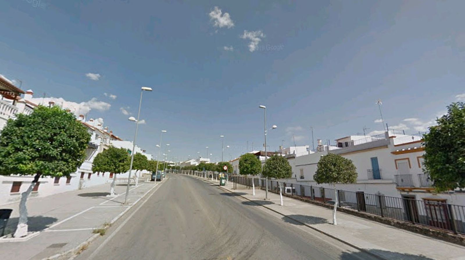 La carretera SE-4200 a su paso por el casco urbano de Arahal.