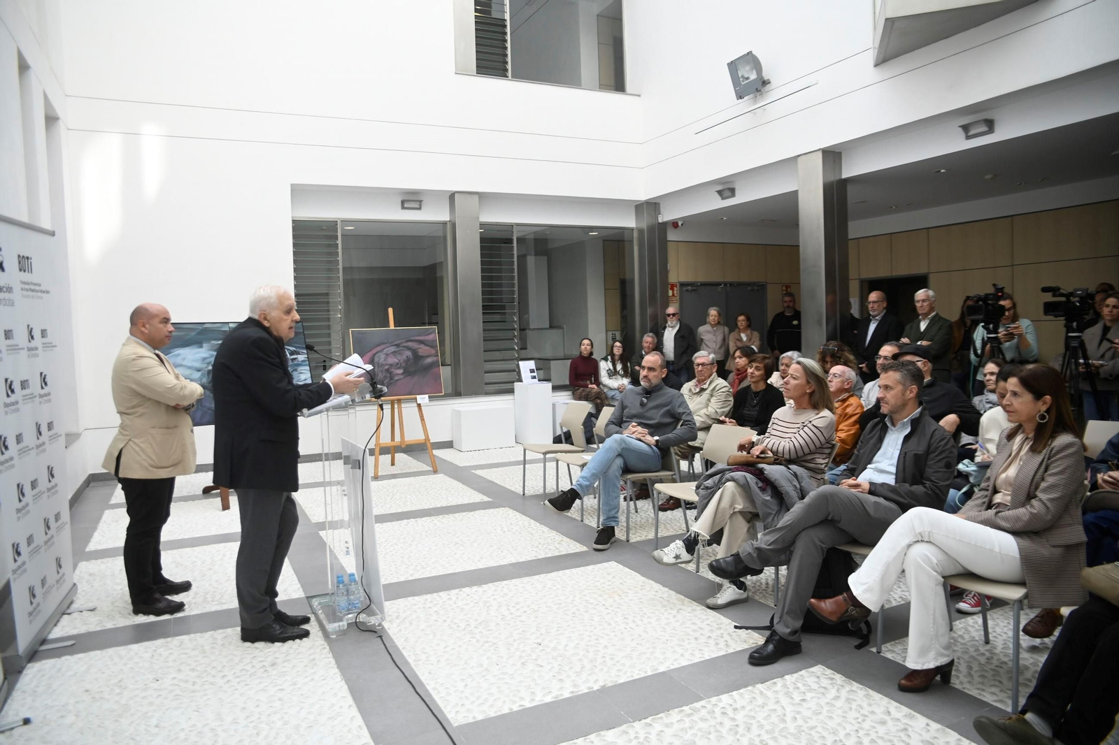 La exposición 'Córdoba 1924-2000. La ciudad y el tiempo de Rafael de La-Hoz', en imágenes