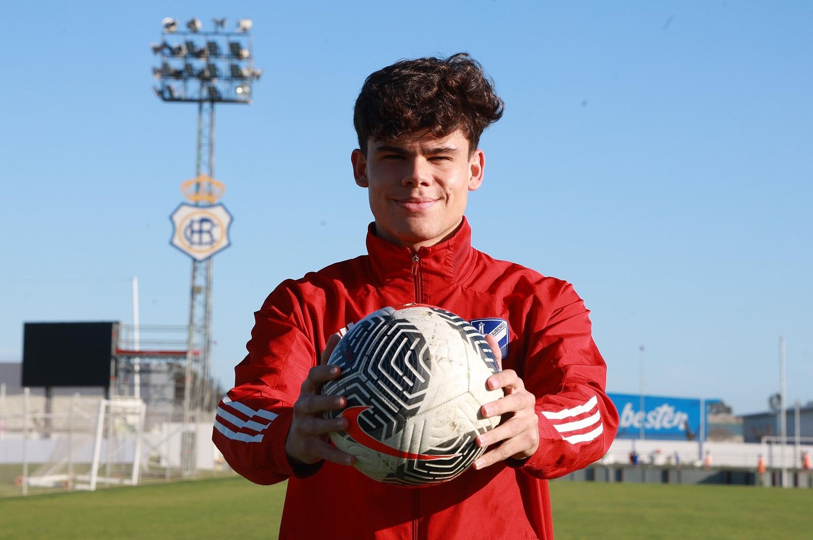 Óscar Romero posa para Huelva Información.