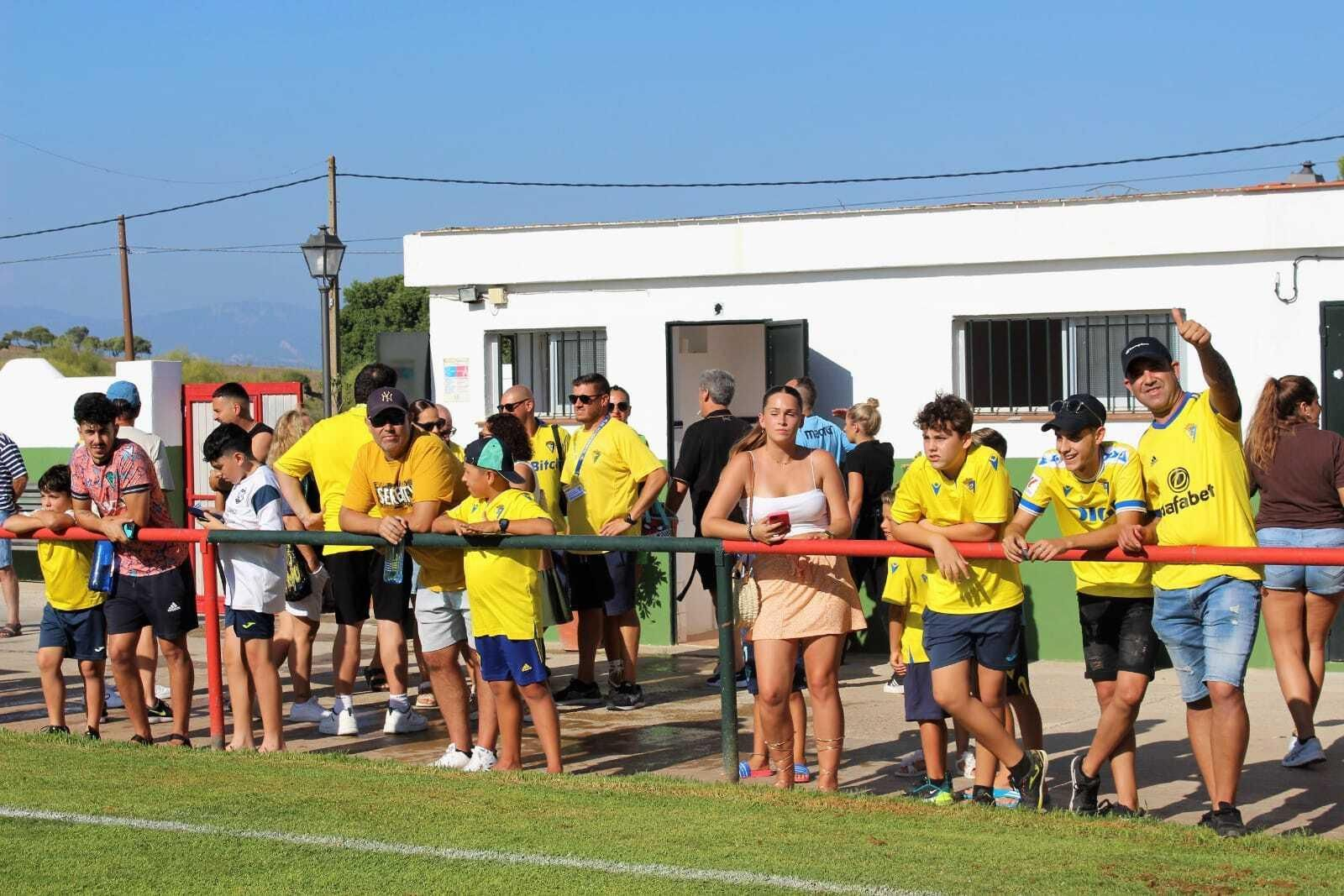 Barbate-Cádiz CF: Todas las imágenes del partido