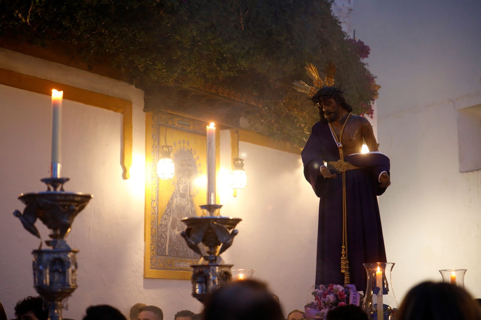 Las mejores imágenes del vía crucis de Nuestro Padre Jesús de la Humildad y Paciencia en Córdoba