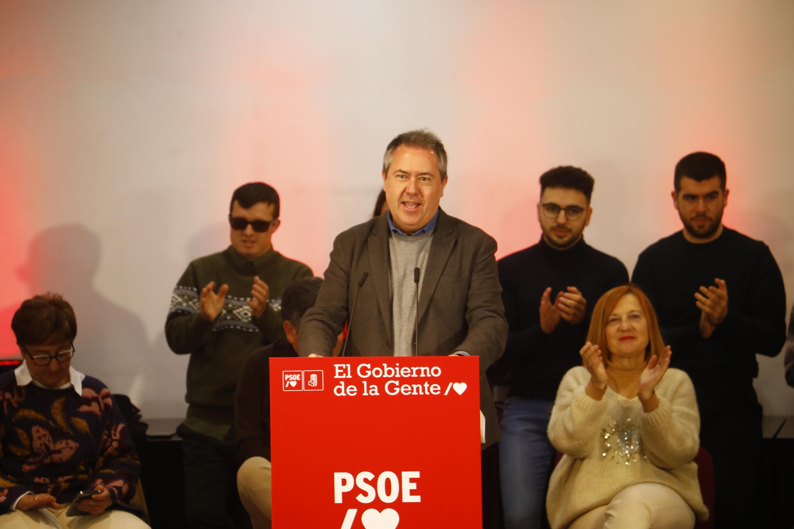 La presentación de Antonio Hurtado como candidato del PSOE a la Alcaldía de Córdoba, en imágenes