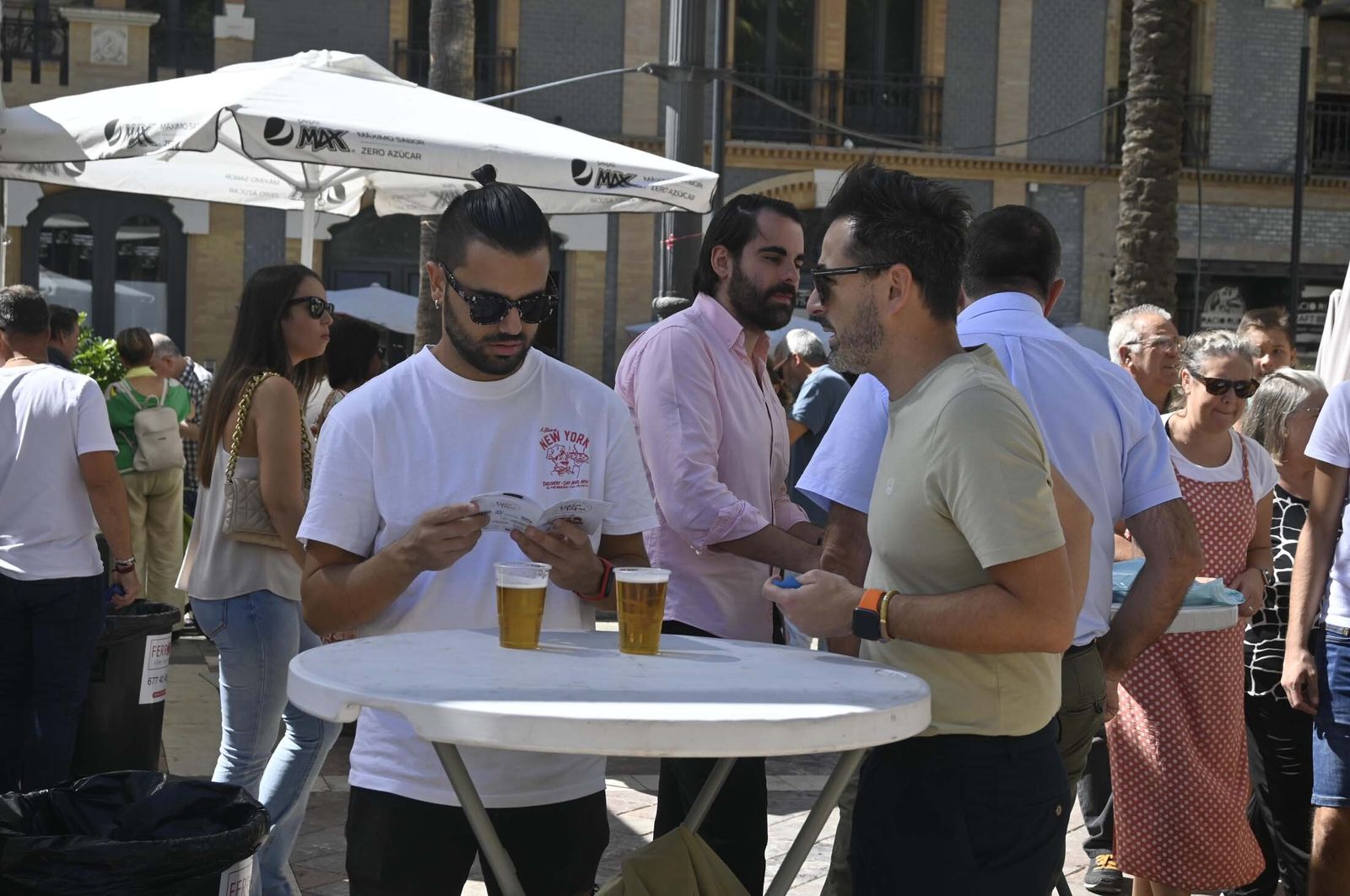 Ambientazo de sábado en la Feria de la Tapa