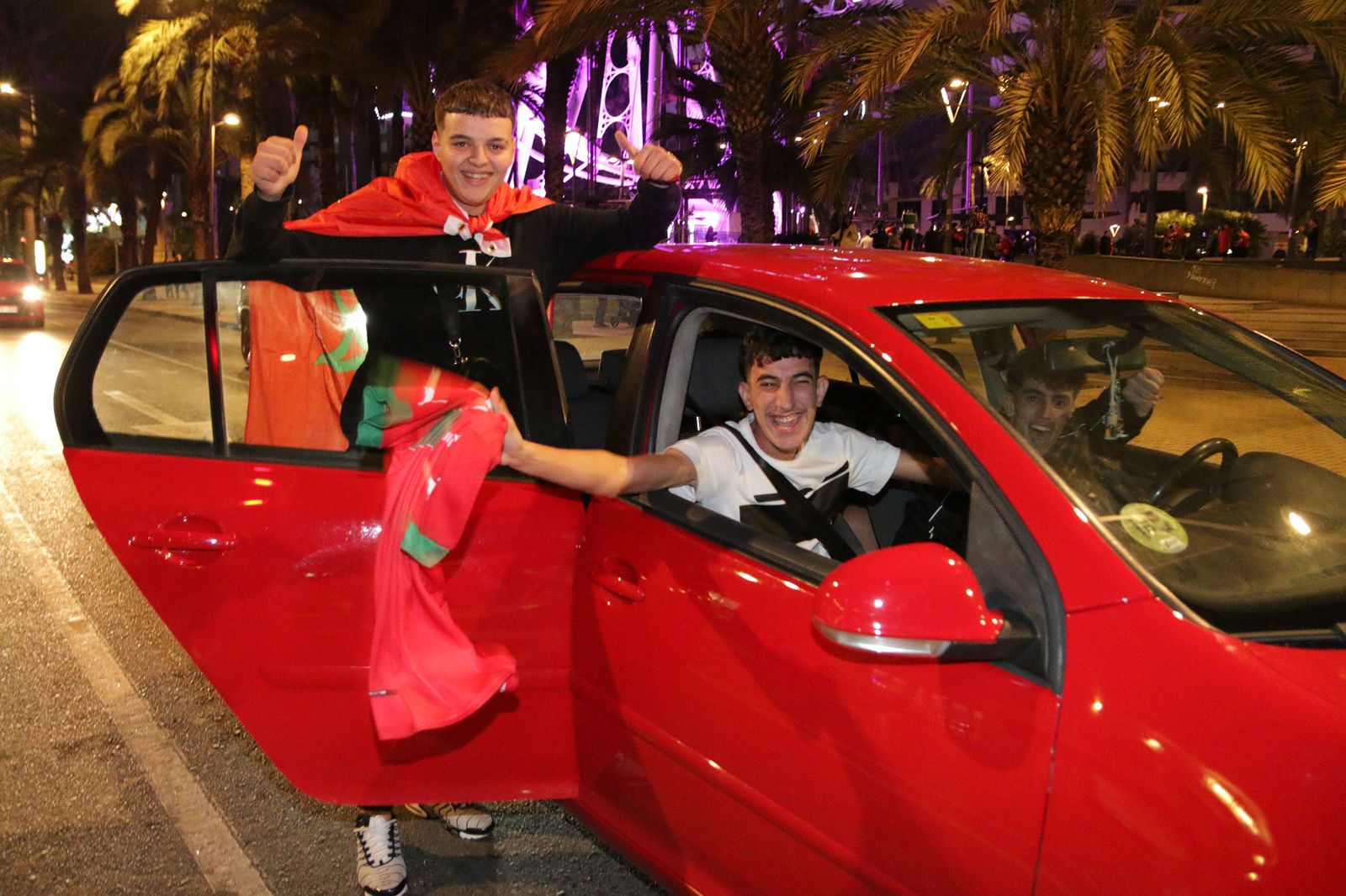 La celebración de la afición marroquí de Almería, en imágenes