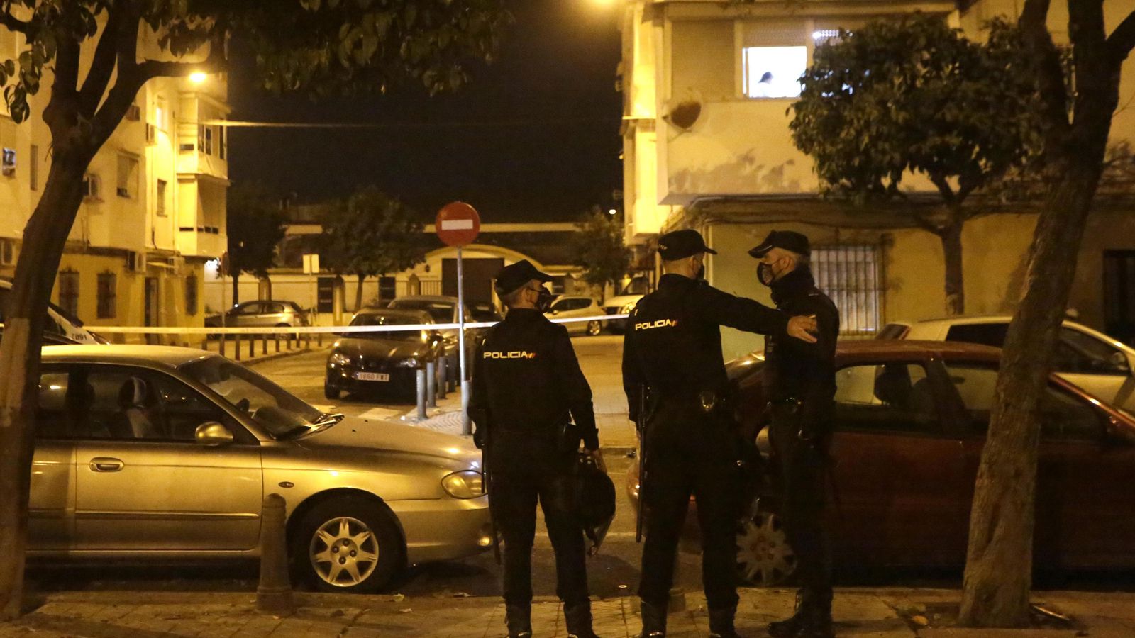 La Policía, en el lugar de la reyerta.