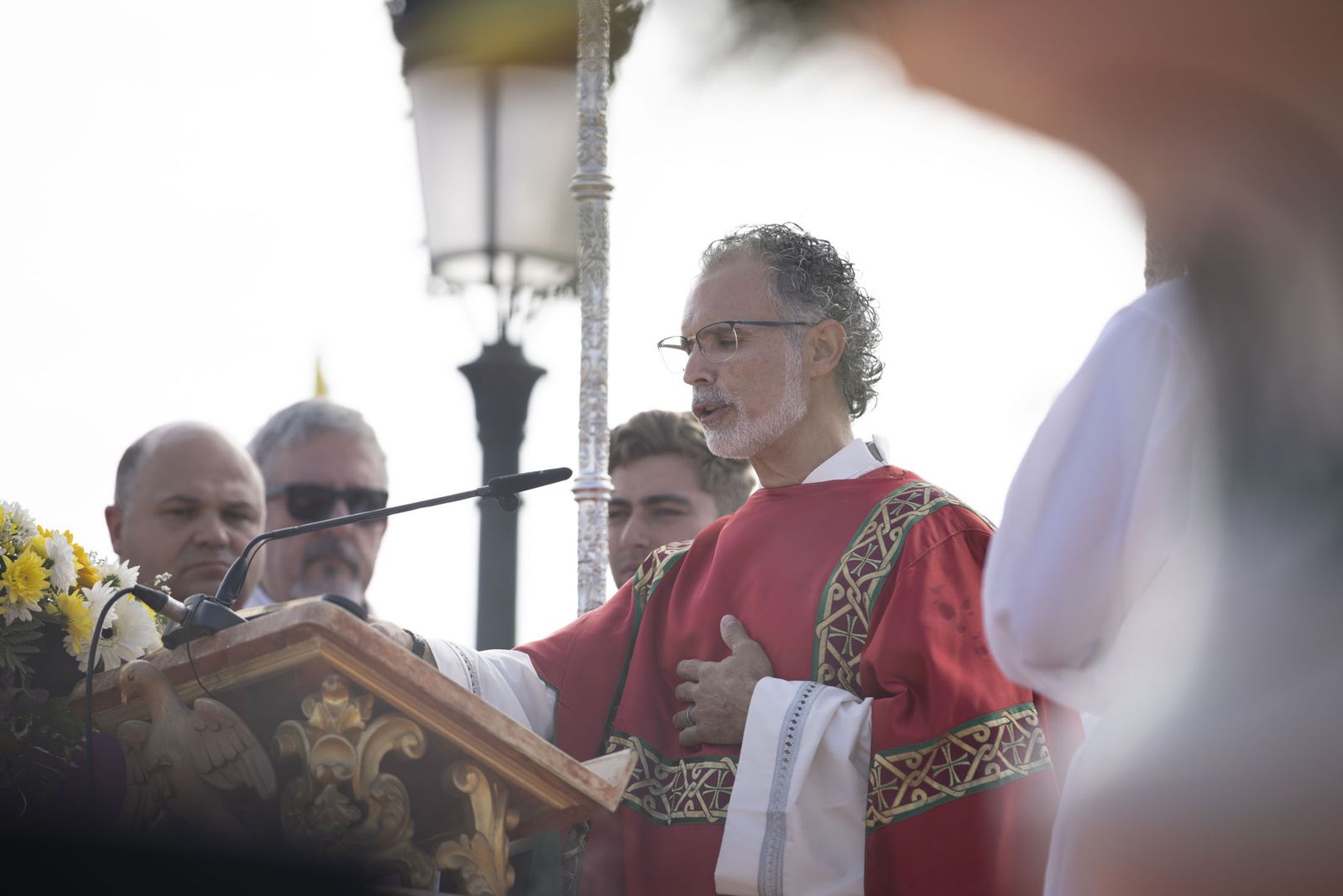 El Rocio 2023: Imágenes de la misa Pontifical del Domingo de Pentecostés