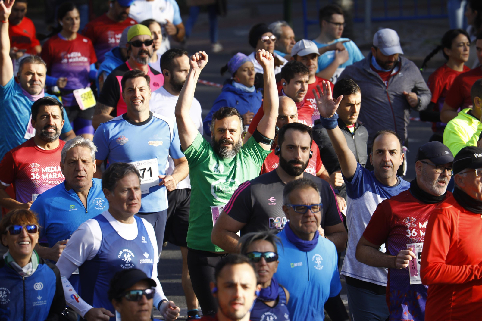 Las imágenes de la salida de la 36 Media Maratón de Córdoba