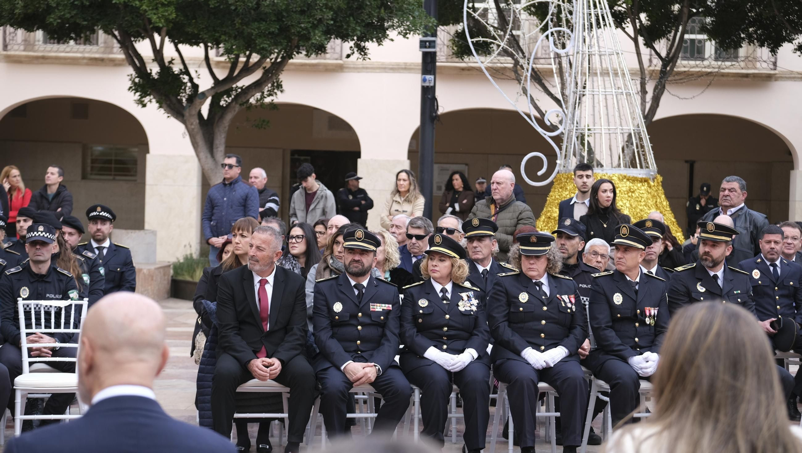 La Policía Local de Almería celebra su patrón San Esteban, en imágenes