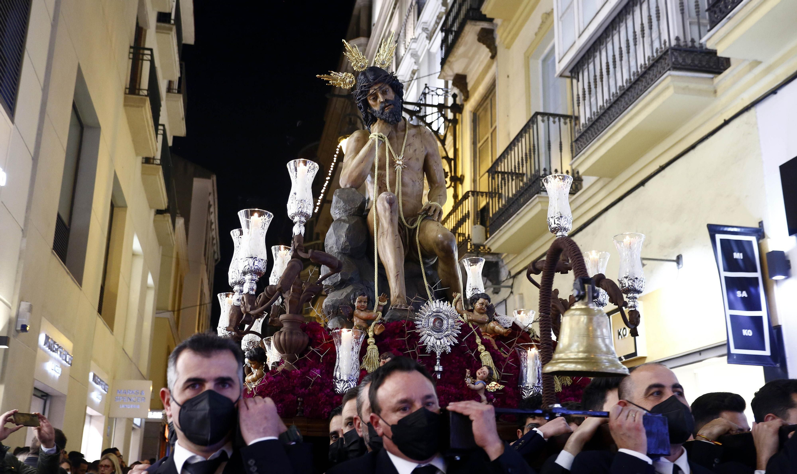 El Vía Crucis de Málaga, en fotos
