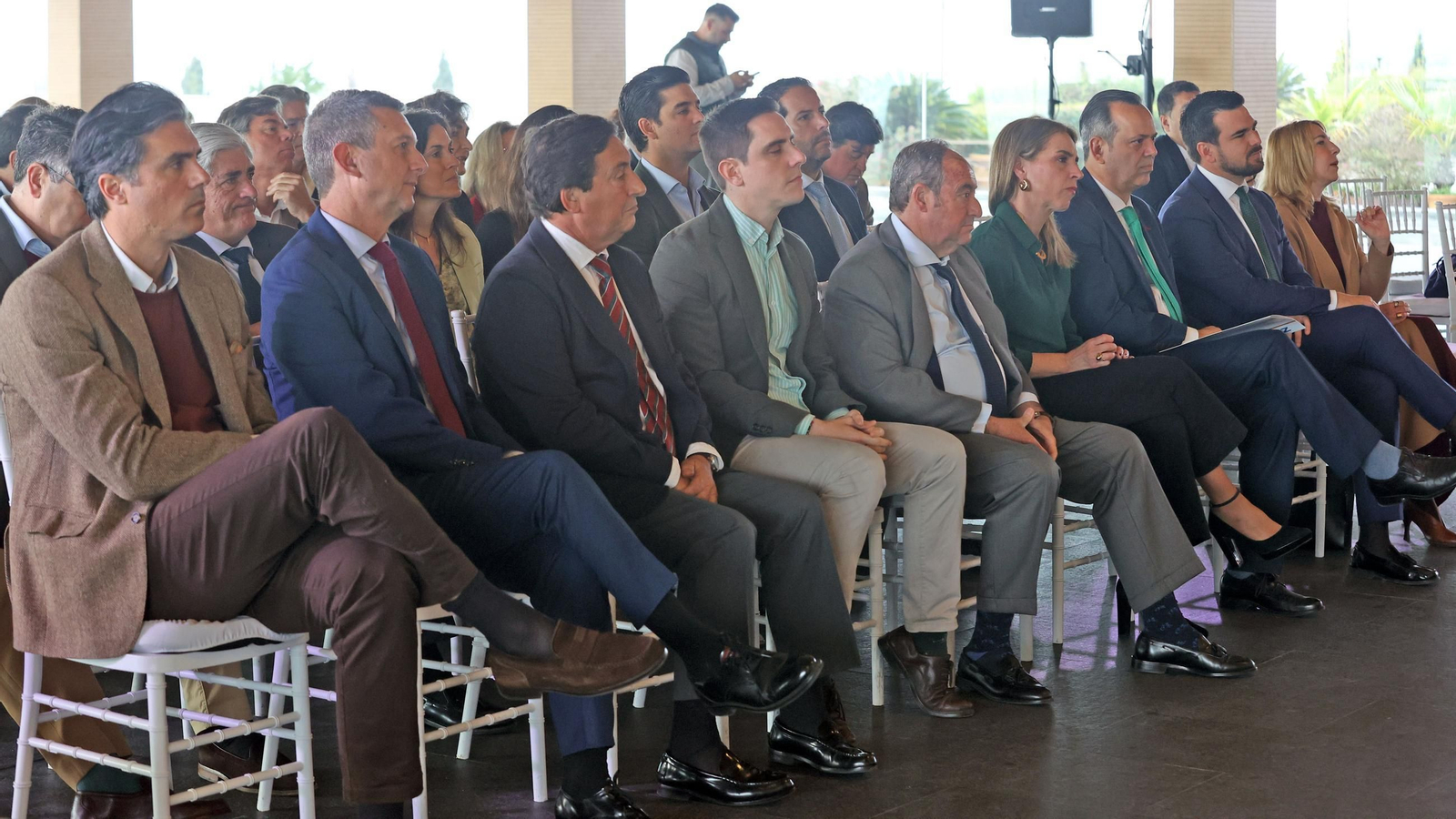 Desayuno coloquio "Retos y oportunidades del sector primario den la provincia de Cádiz" en Bodegas Luis Pérez en Jerez